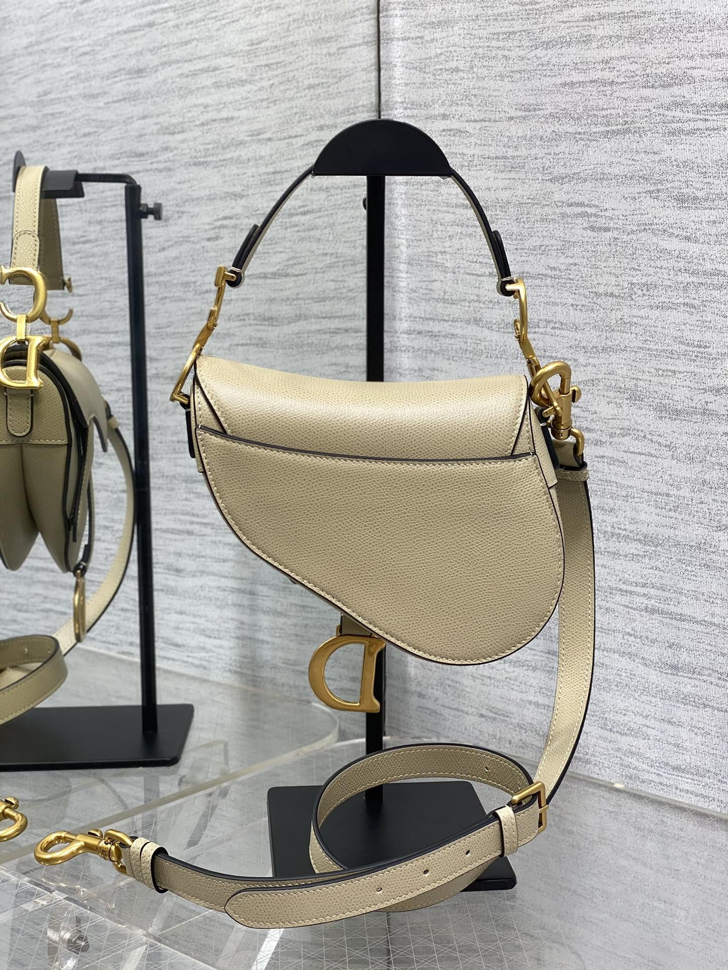 D*or saddle bag 25.5 x 20 x 6.5cm