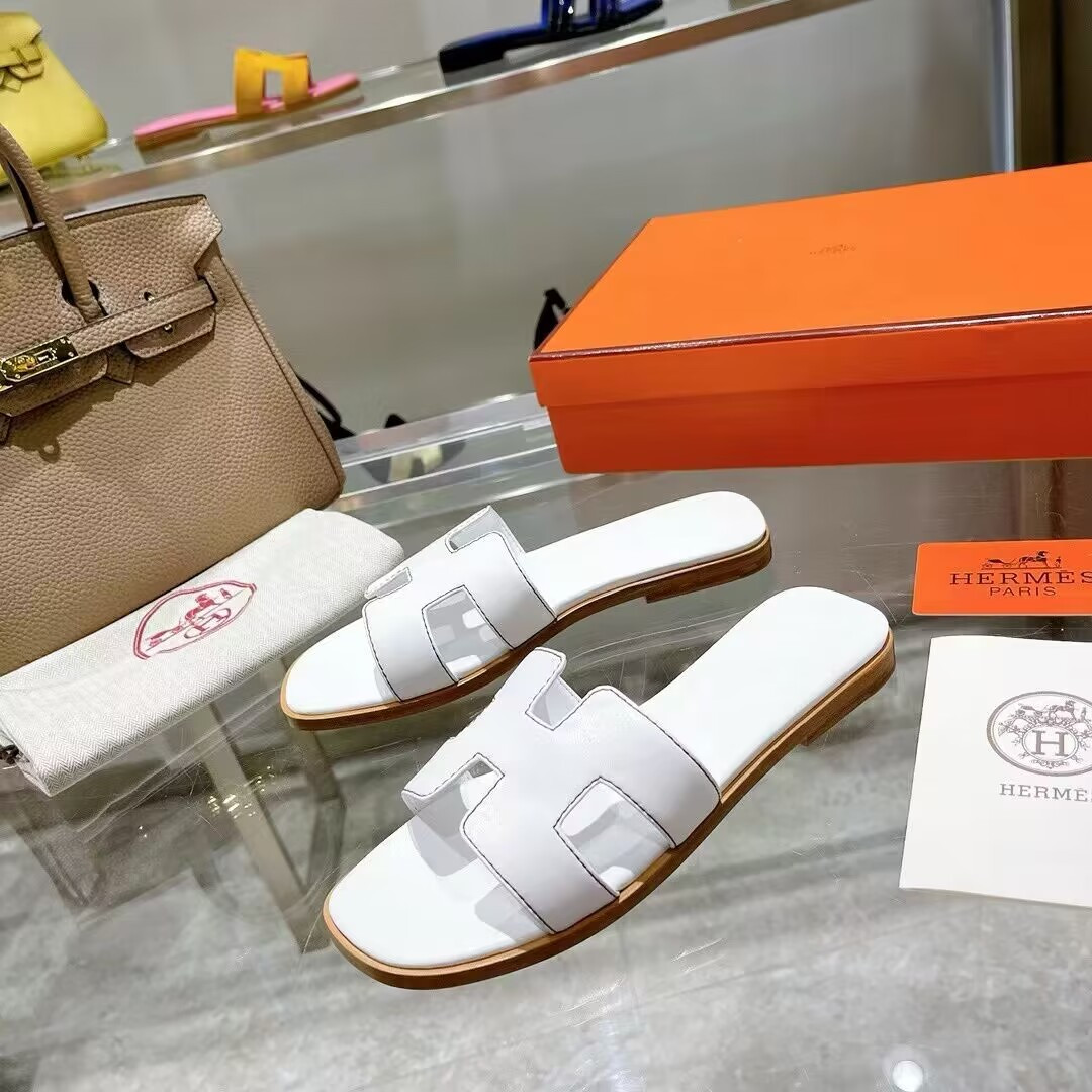 ua H**mes oran sandal