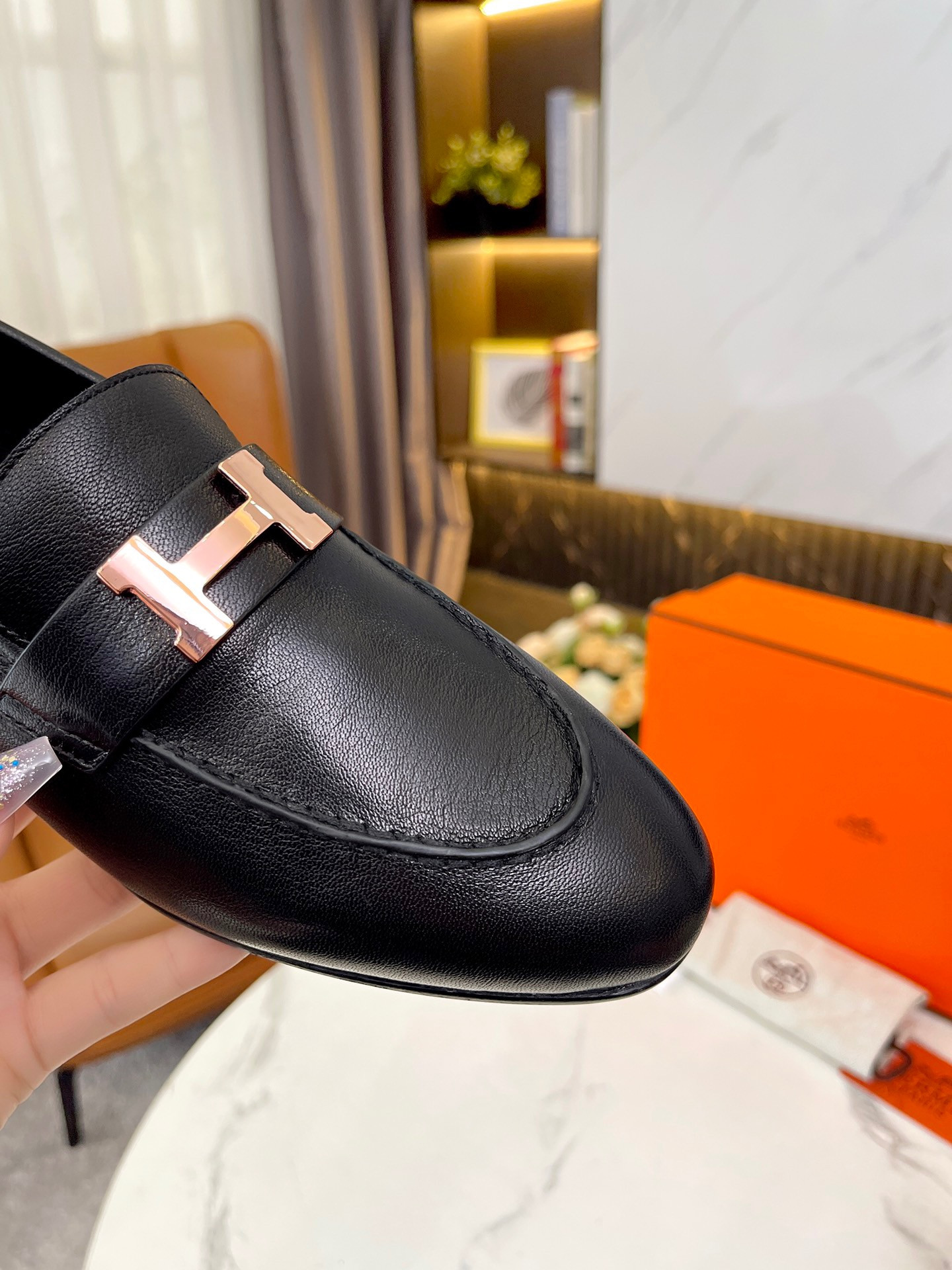 ua H**mes paris loafer