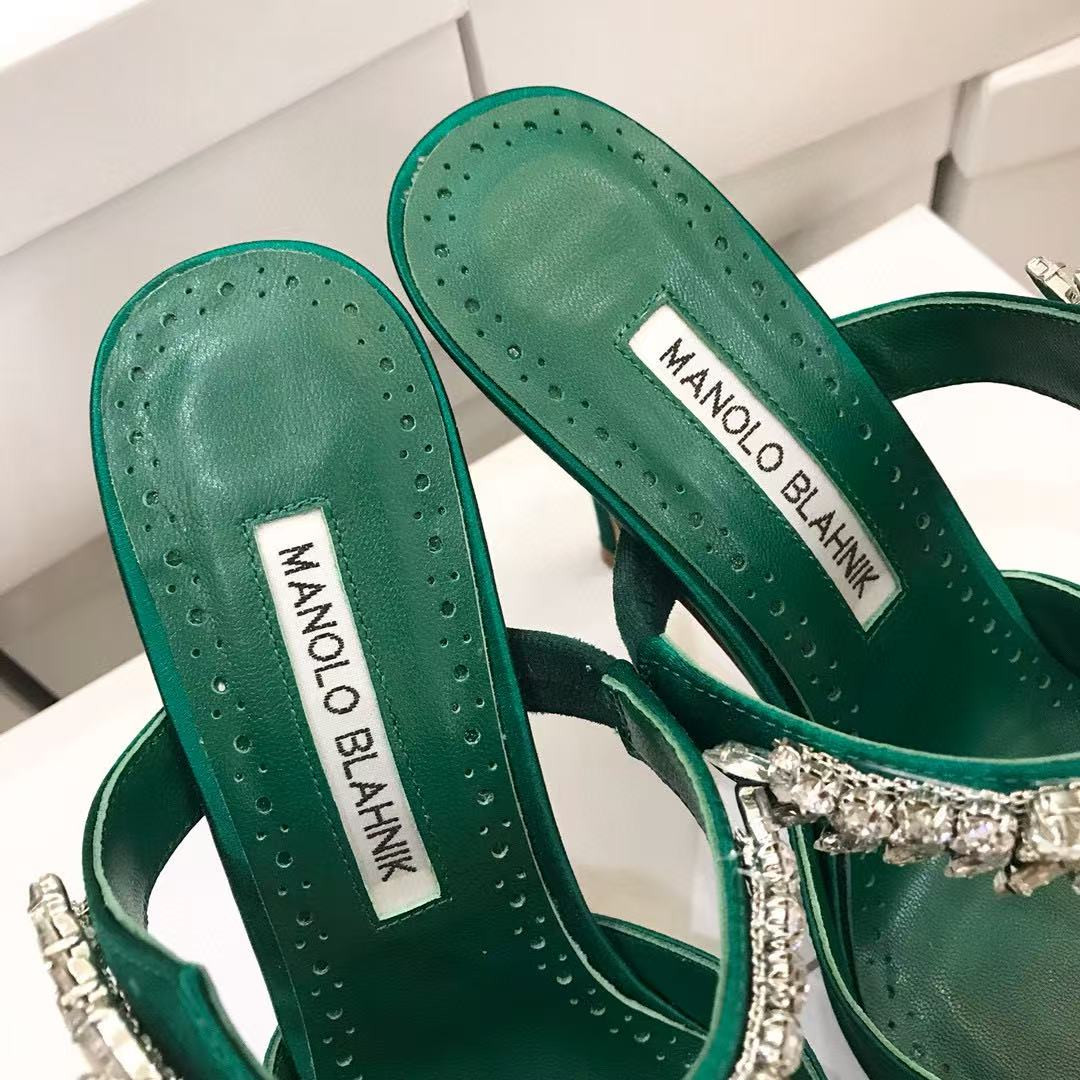 ua ma*n010 B1ah*ik shoes