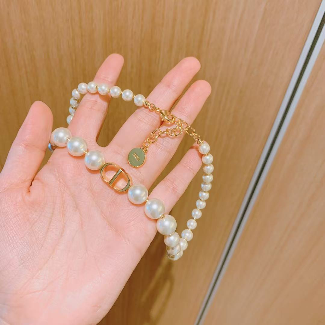 D*or necklace