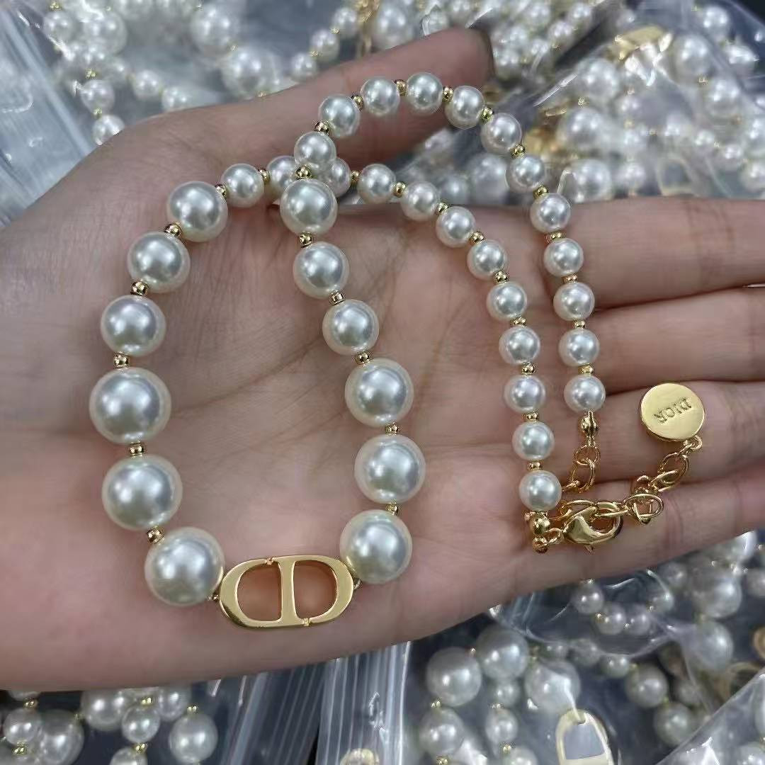 D*or necklace