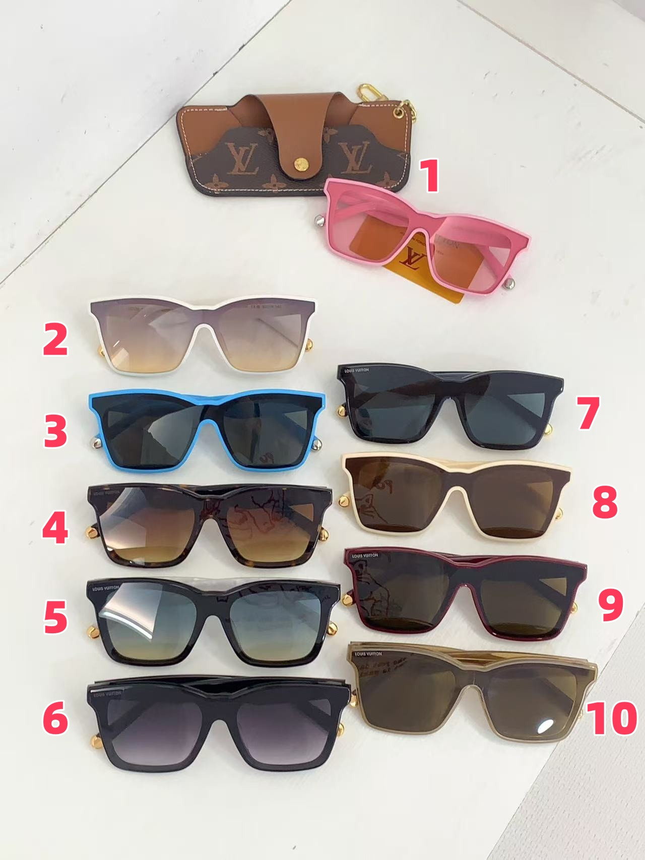 l0*is V*t0n script square sunglasses z2970w