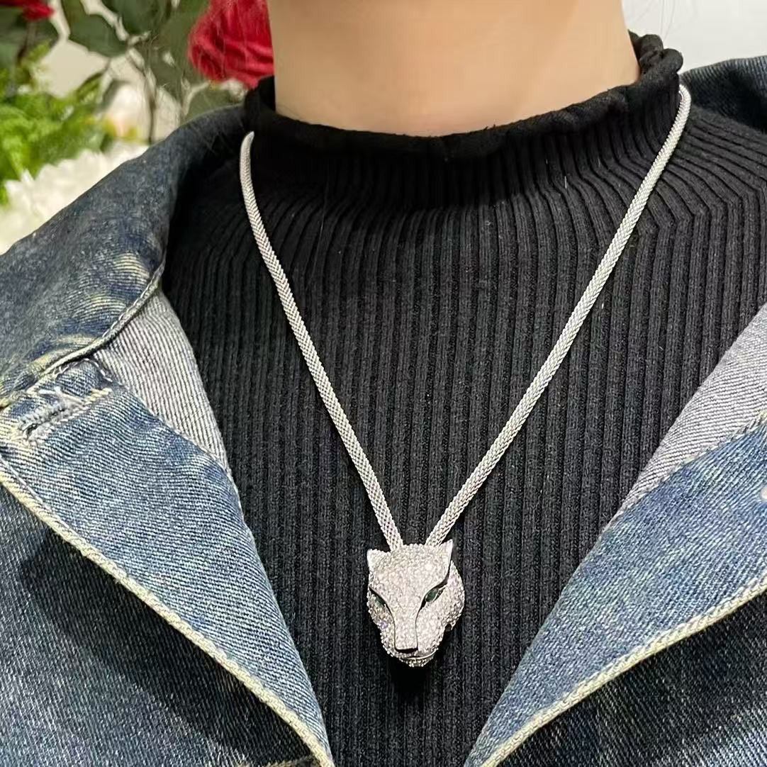 Ca*t*er panthère de Ca*t*er paved necklace