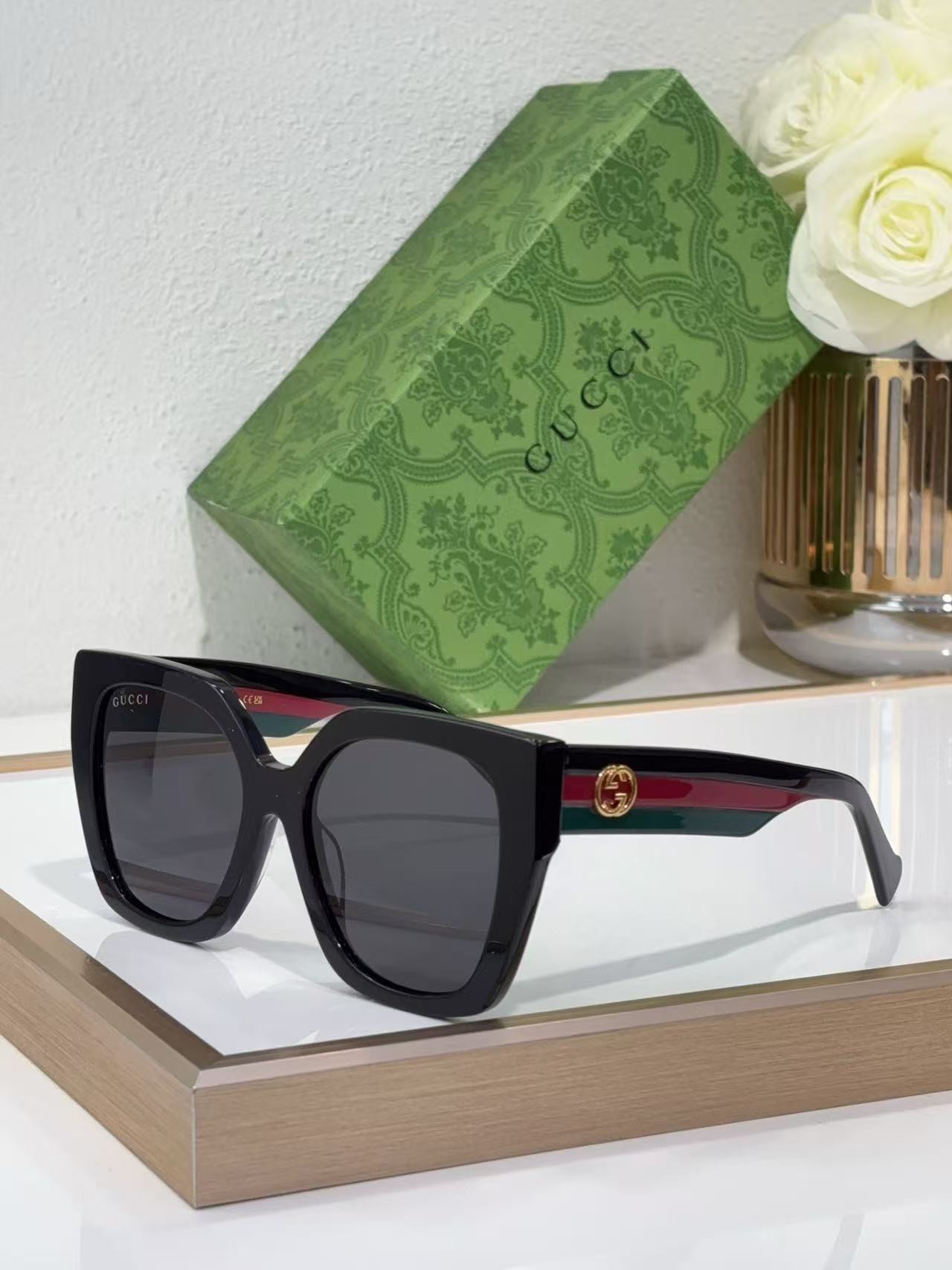 G*u*i glasses gg1300s