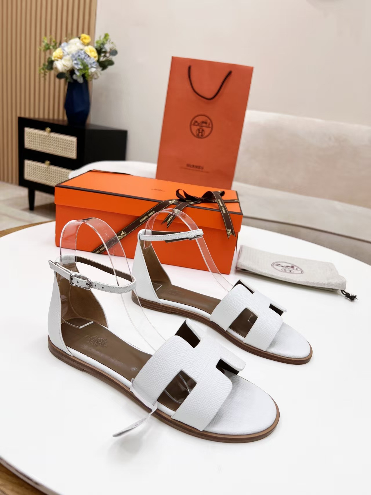 ua H**mes santorini sandals
