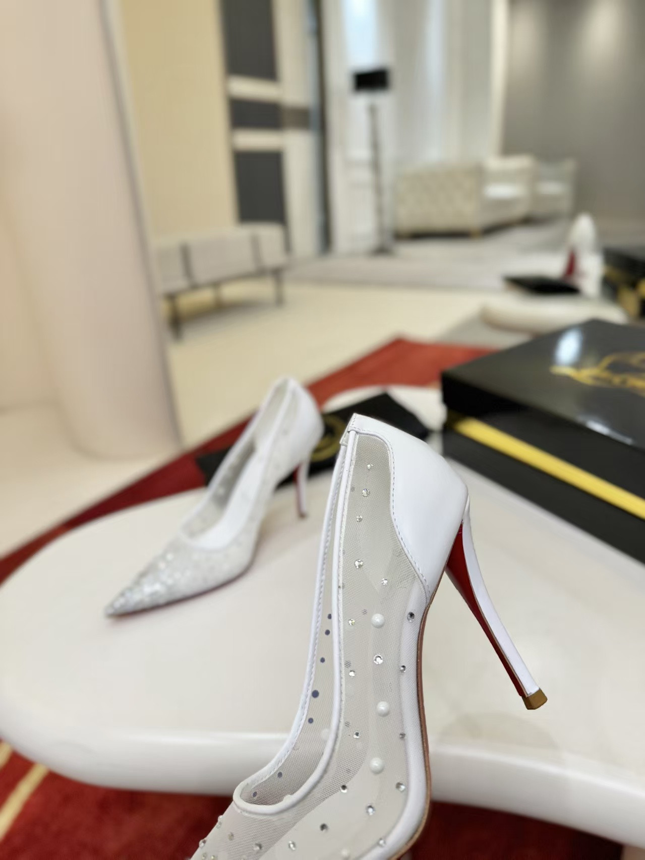 ua Ch**an louboutin miss z degrastrass perla pumps