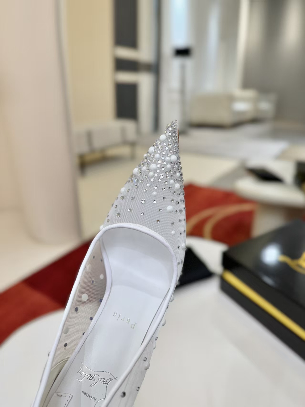 ua Ch**an louboutin miss z degrastrass perla pumps