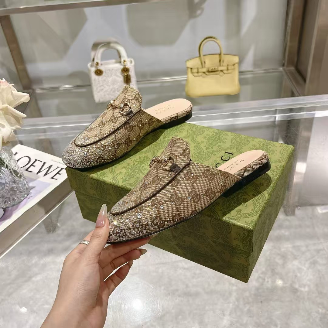 ua G*u*i gg crystal mule