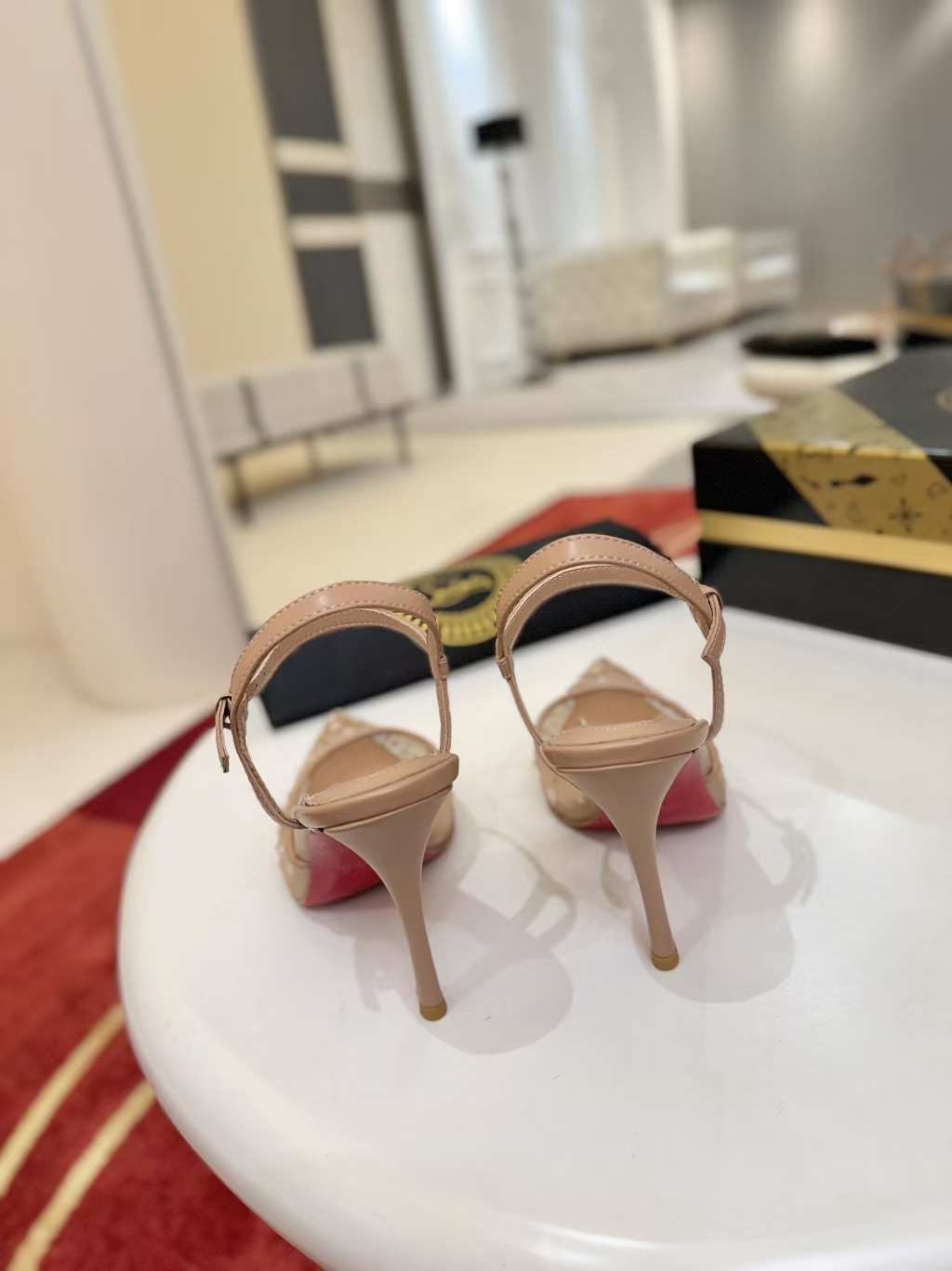 ua Ch**an louboutin miss z riviera strass pumps 8.5cm heel