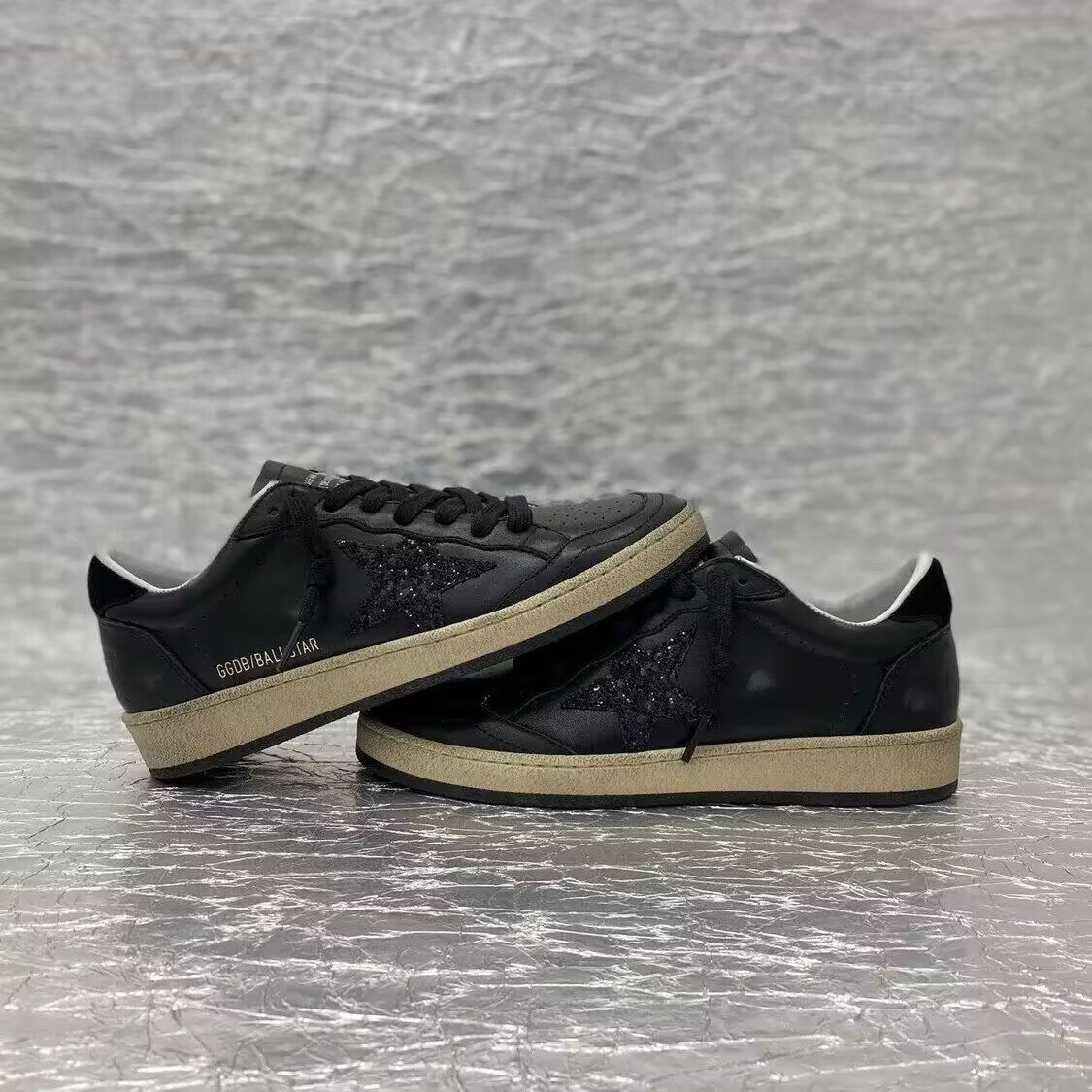 ua g01den g003e ball star in black (cusT0mized, no exchanging ,no returning)