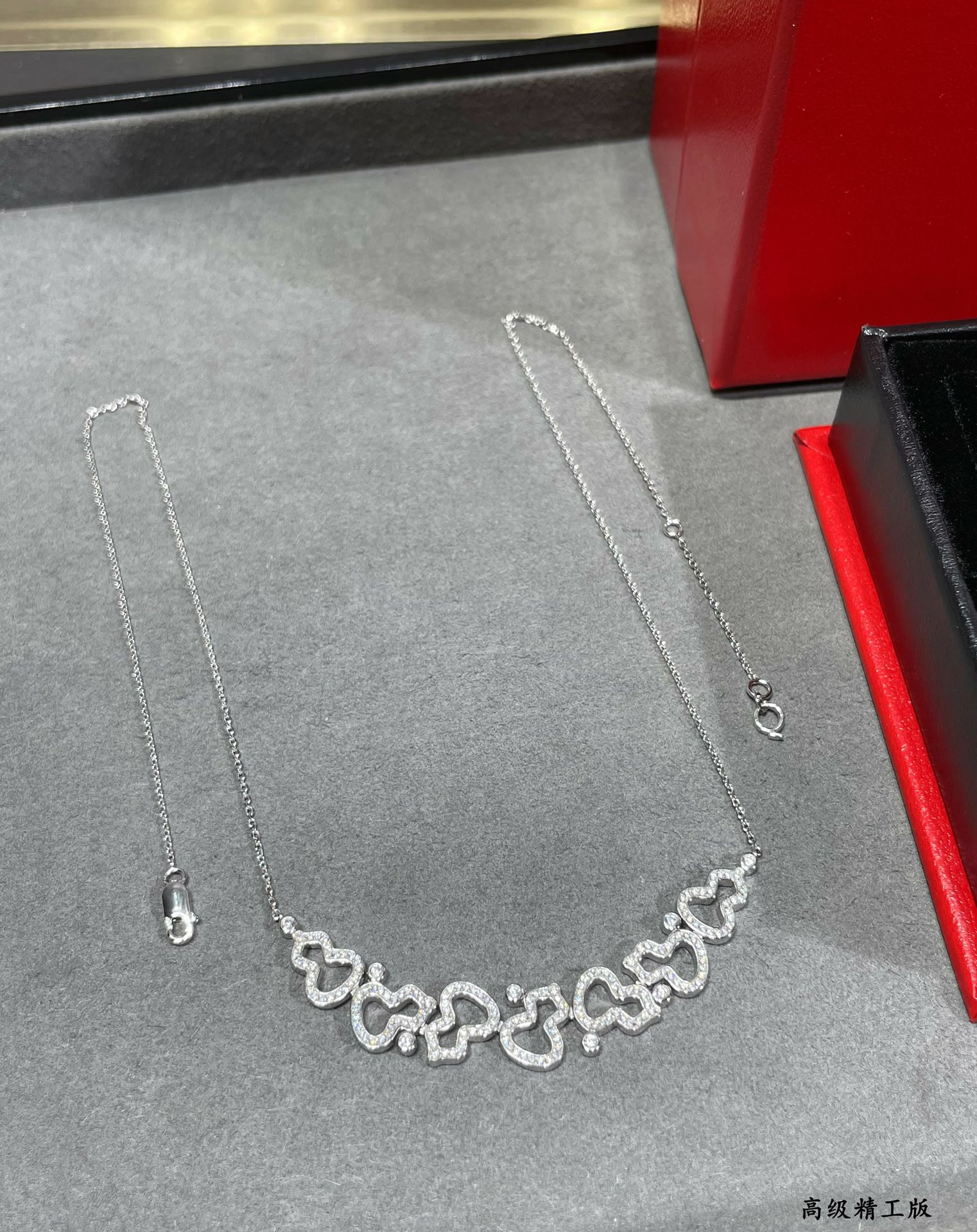 Qee1in seven gourd necklace