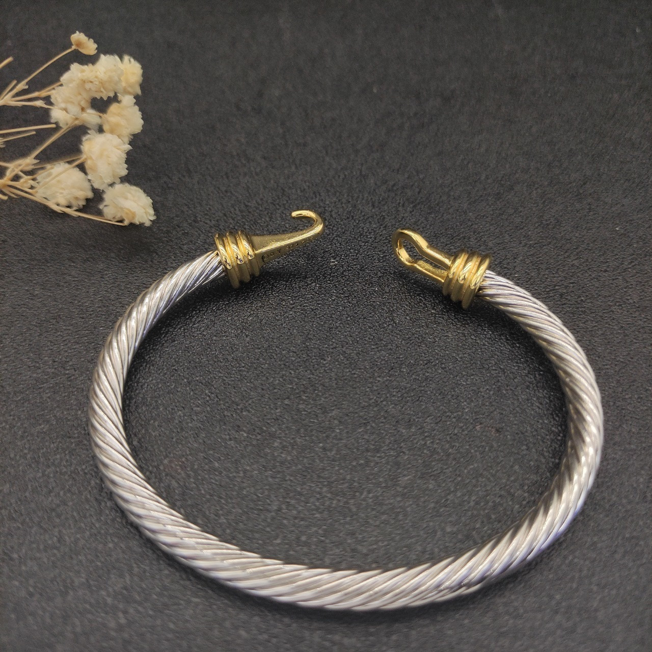dau1d Yvrm*n 5mm hook bracelet(wrist circumference 15-19cm)