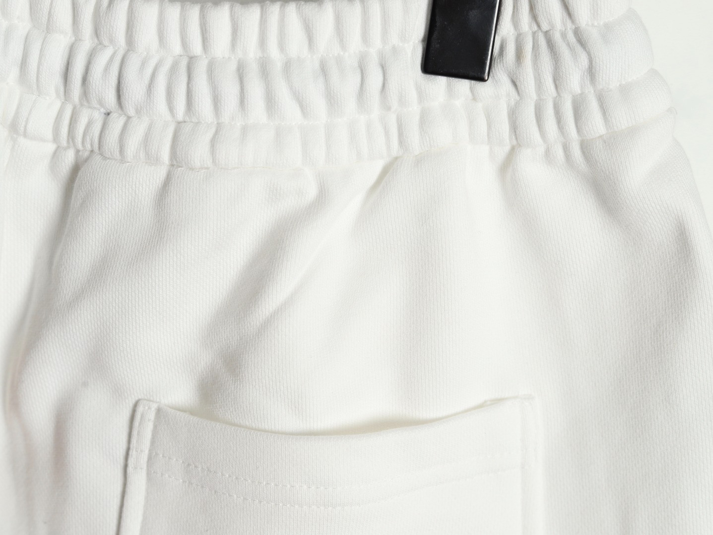 Ch**me He**ts 24ss shorts
