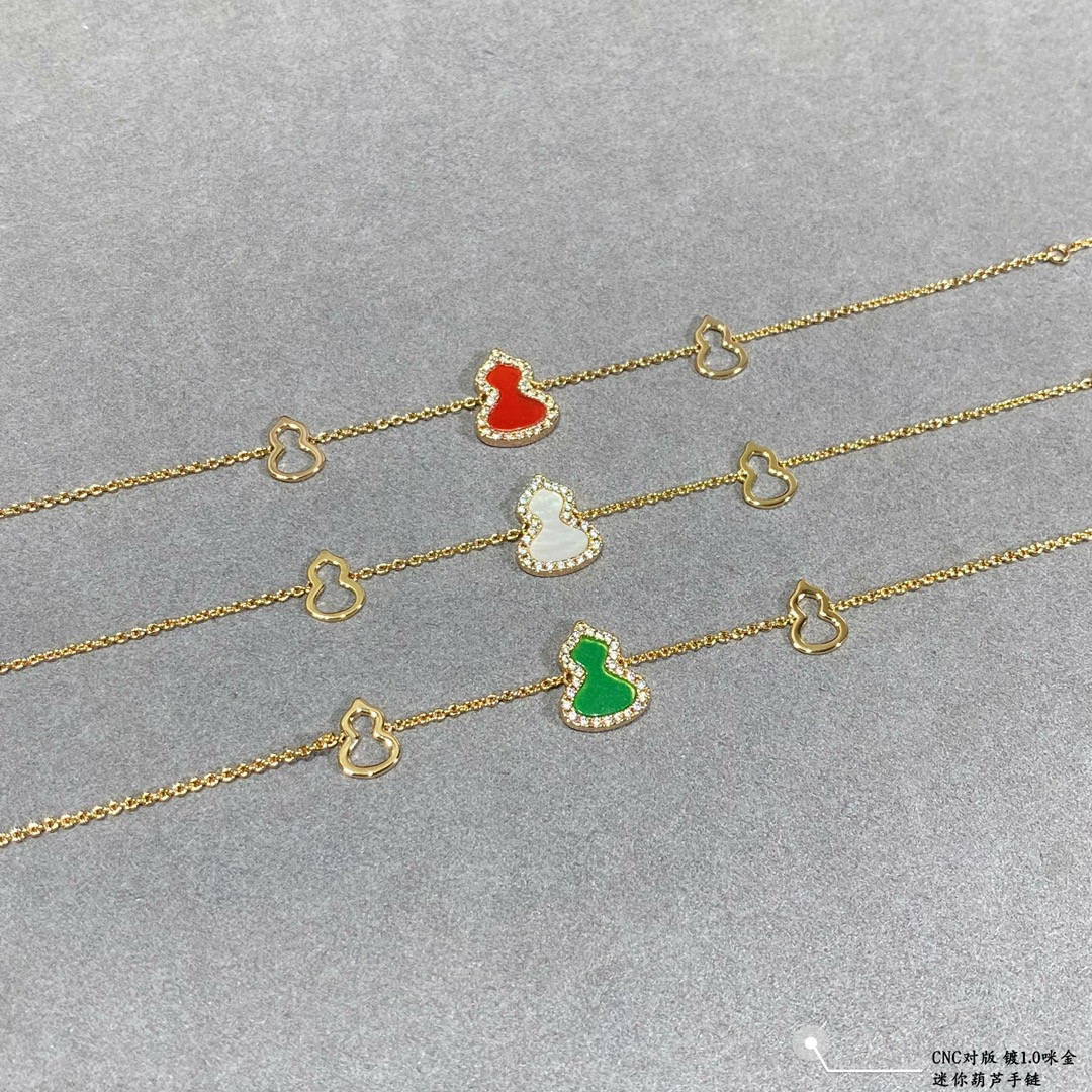 Qee1in mini gourd bracelet