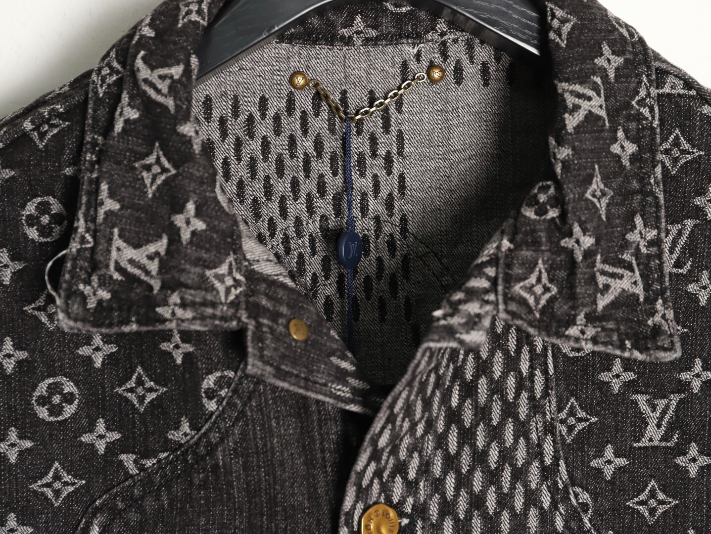 l0*is v*t0n De*1m jacket