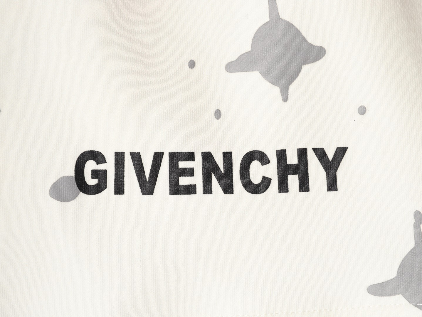 G1uenchy 25ss shorts