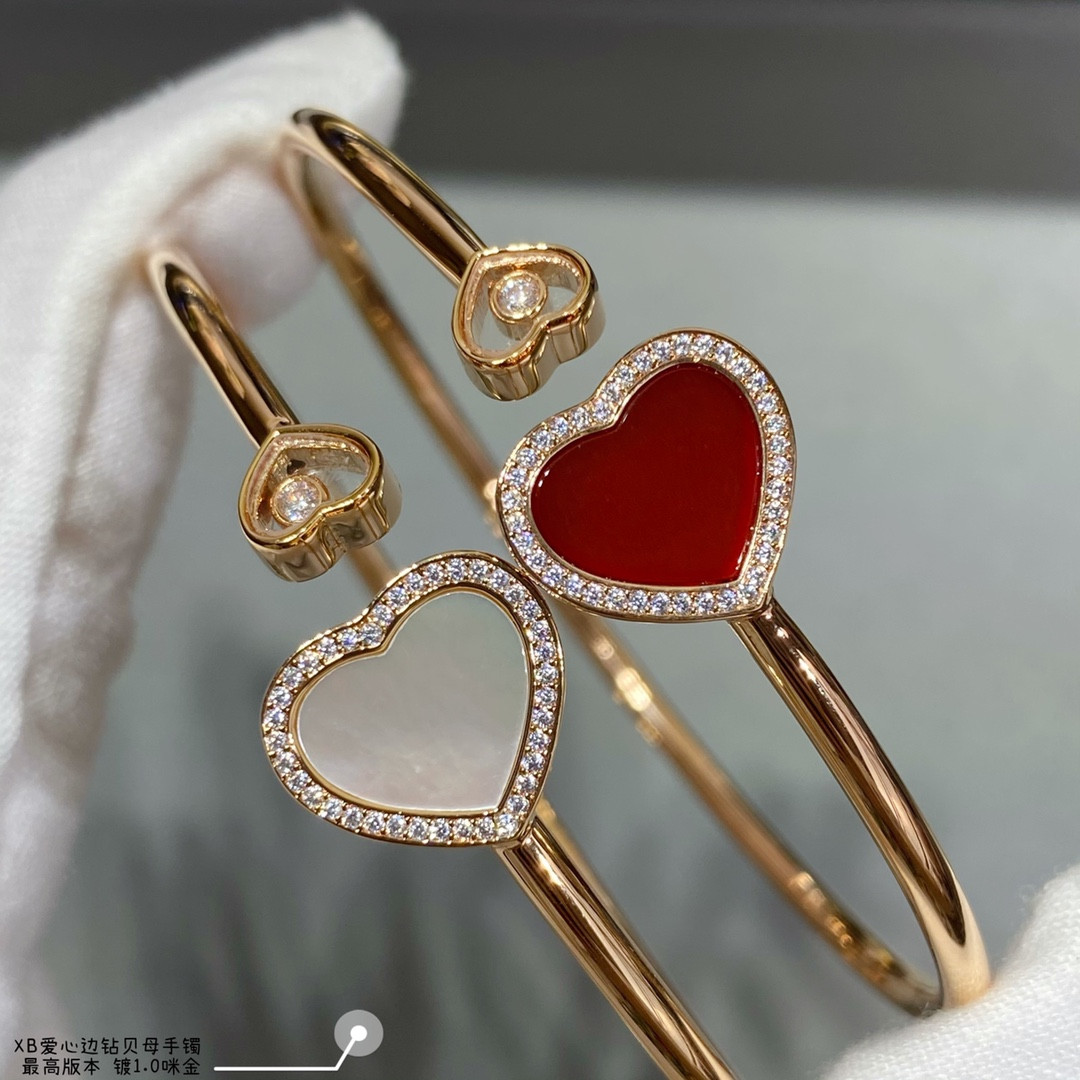 Ch0pard heart-shaped edge di*m*nd mother-of-pearl bracelet