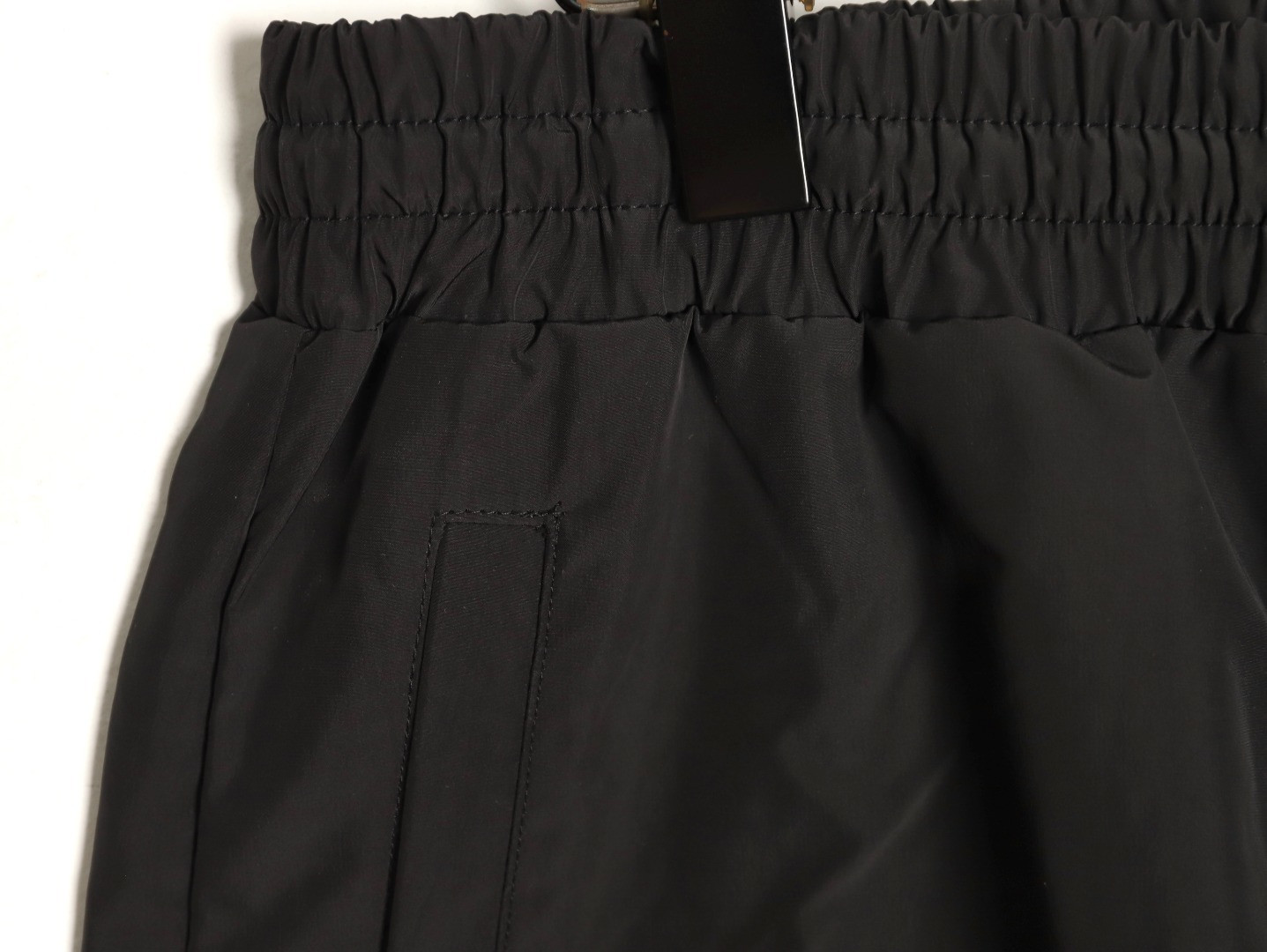 M0nc1er 22fw pants