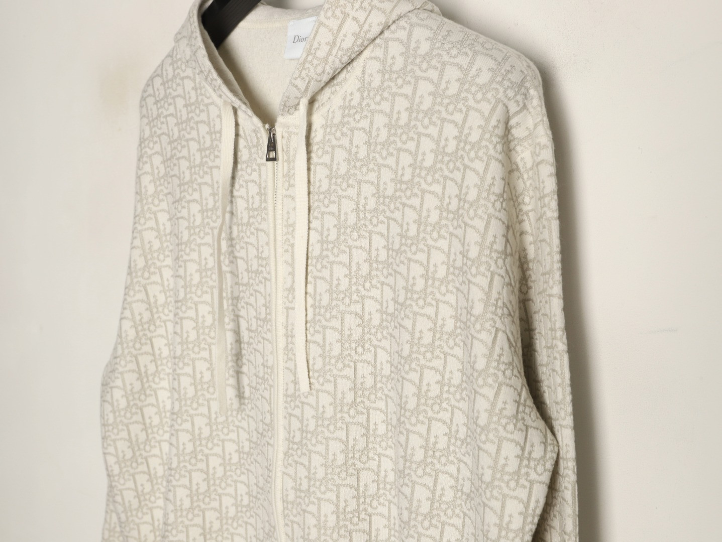 D*or oblique knitting cardigan