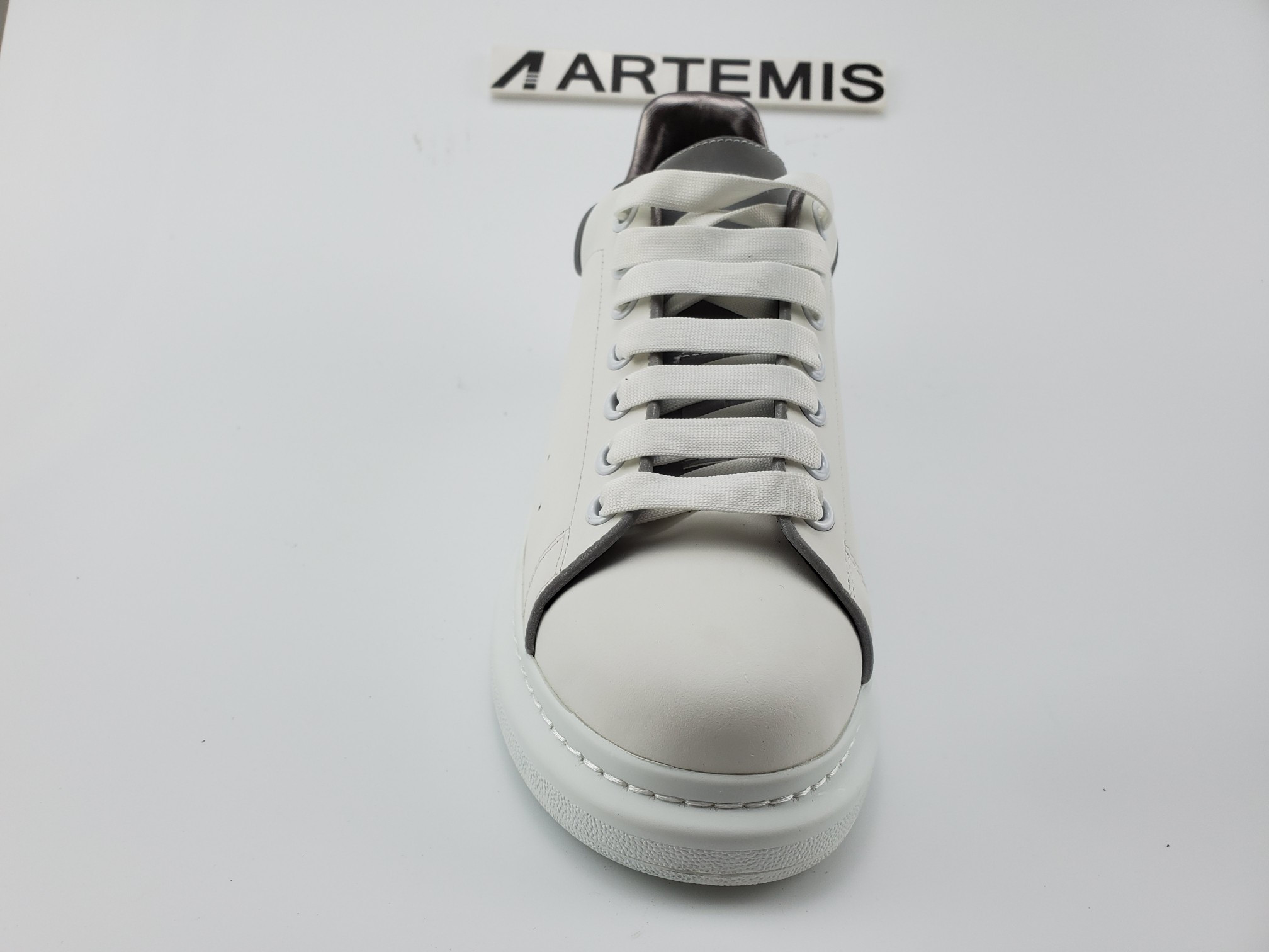 ale*d*r M*Q*en trainers long tongue 3m reflective
