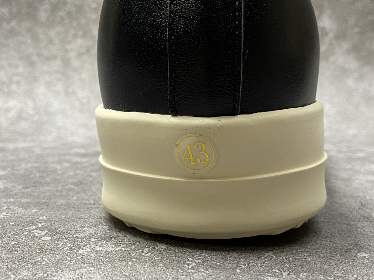 r1ck 0wens low srx & jingle black white