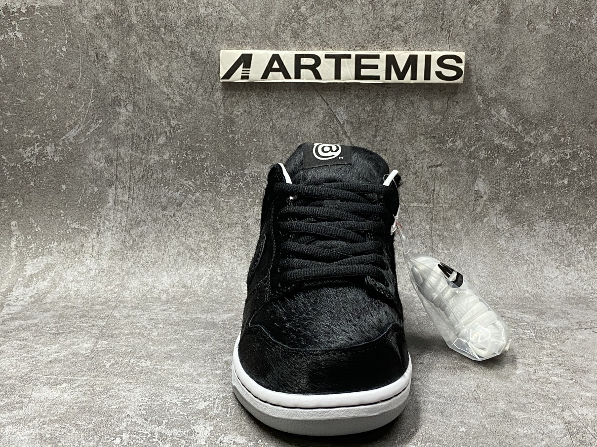 nike confirms medicom toy sb dunk low “be@rbR1ck” release date