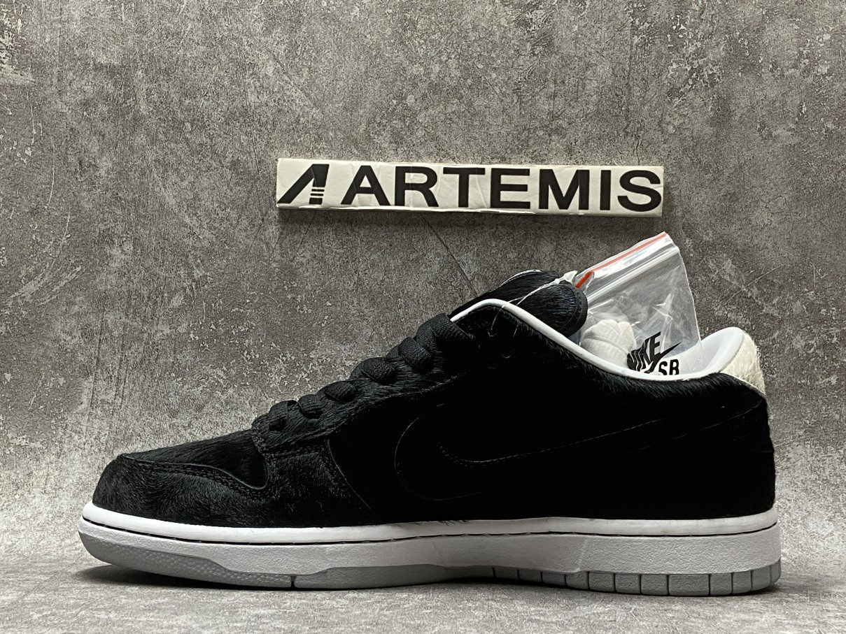 nike confirms medicom toy sb dunk low “be@rbR1ck” release date