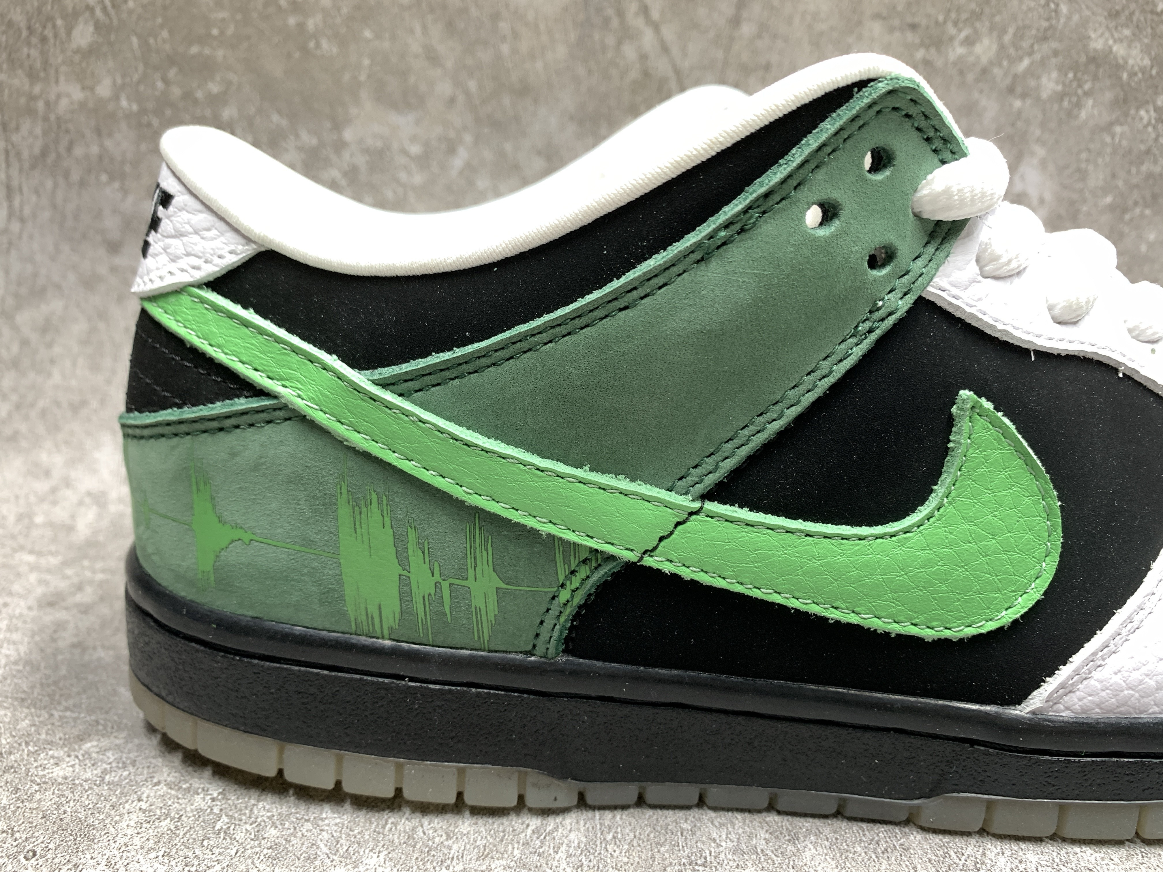 nike dunk low preM1vm sb c & k