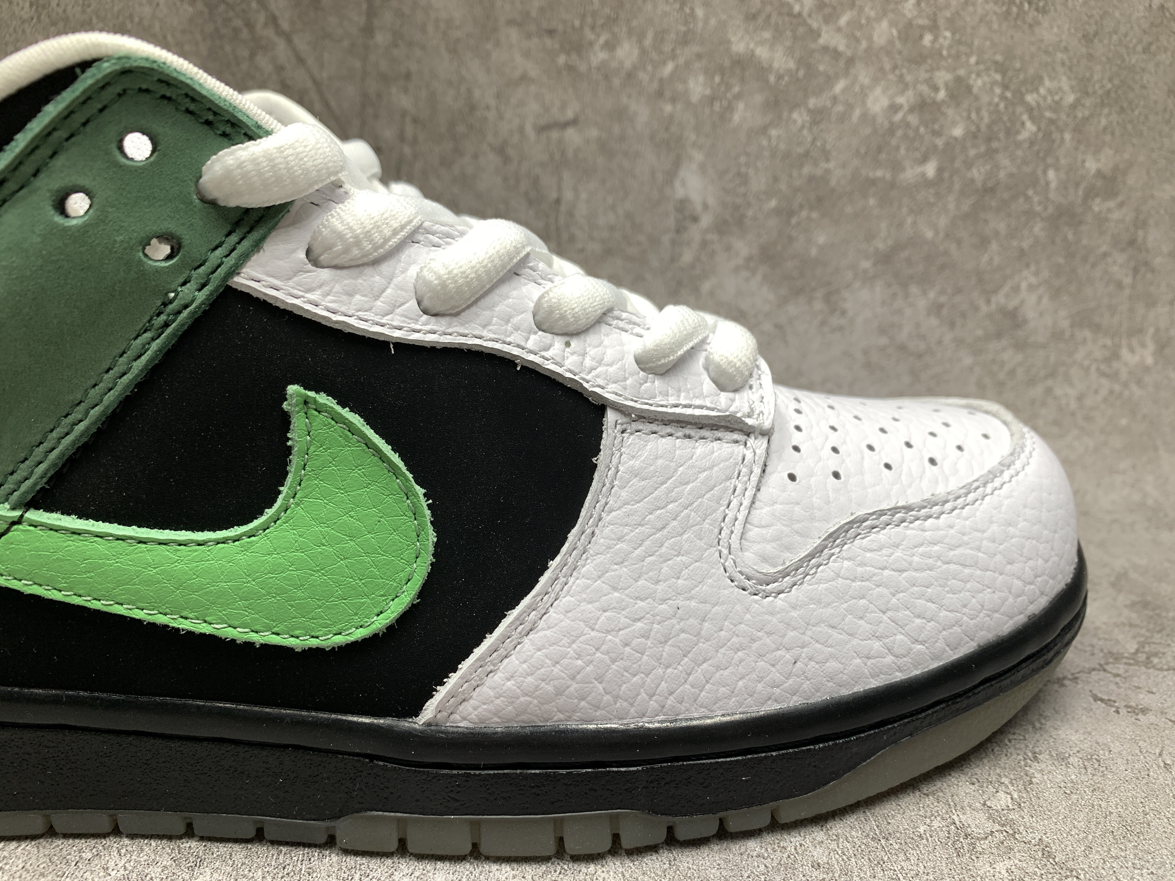 nike dunk low preM1vm sb c & k