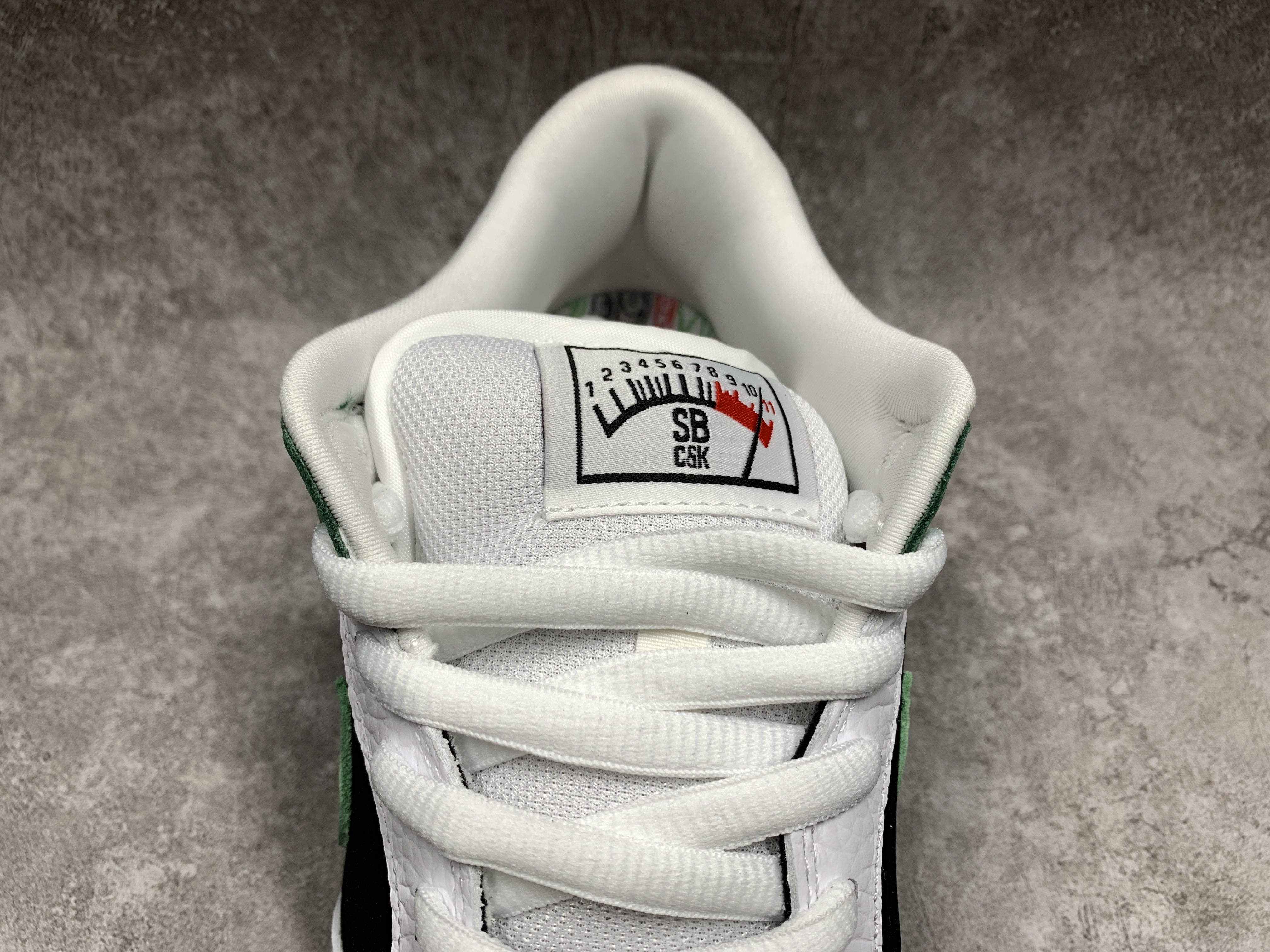 nike dunk low preM1vm sb c & k