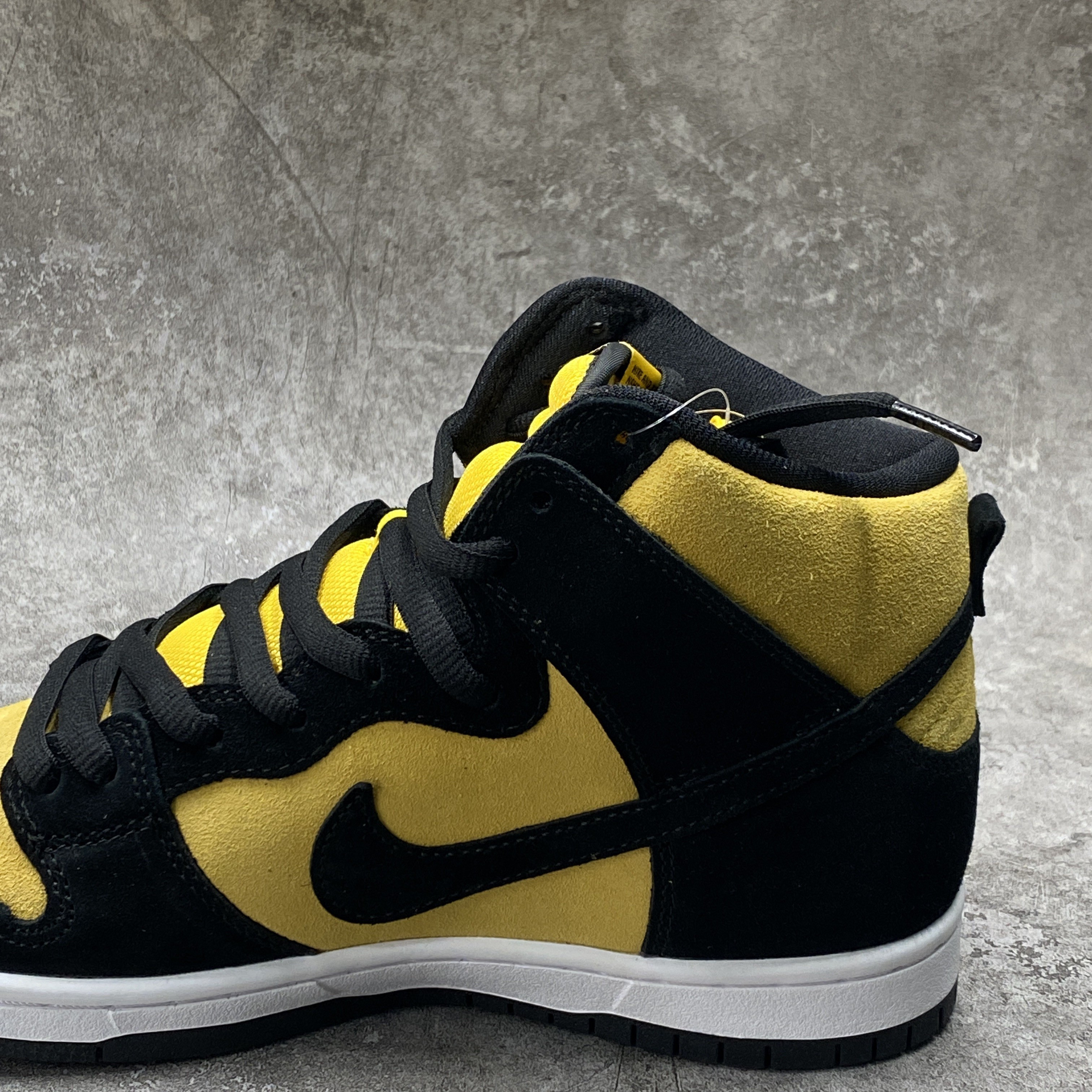 nike sb dunk high pro reverse G01denrod