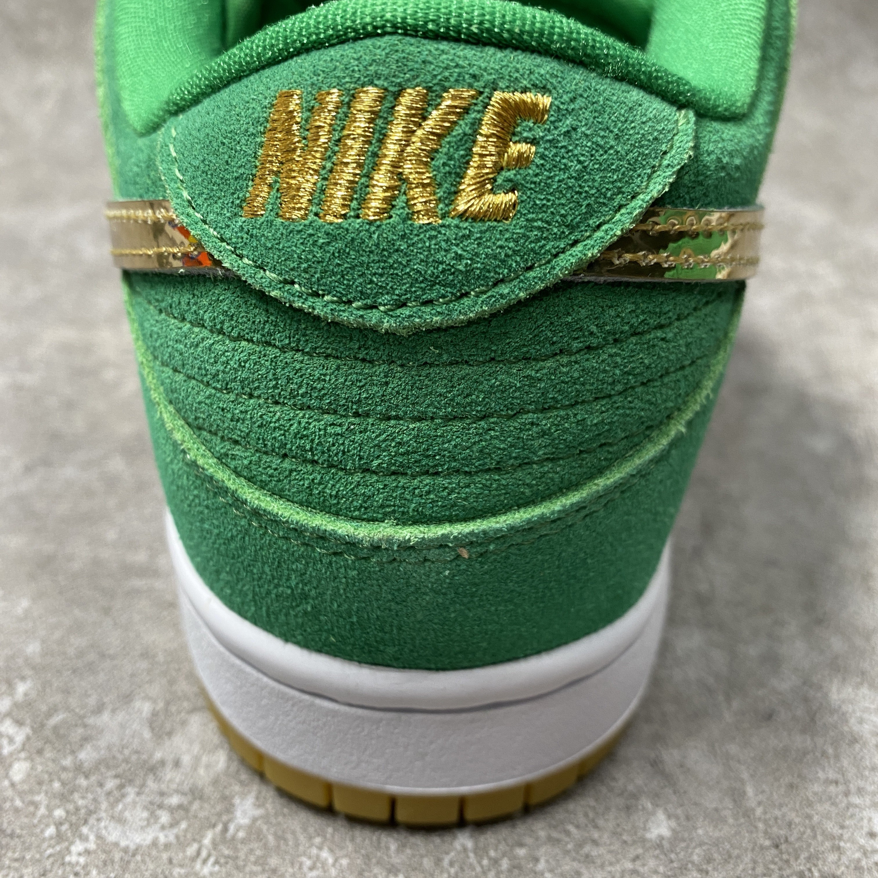 nike sb dunk low pro st. patR1ck