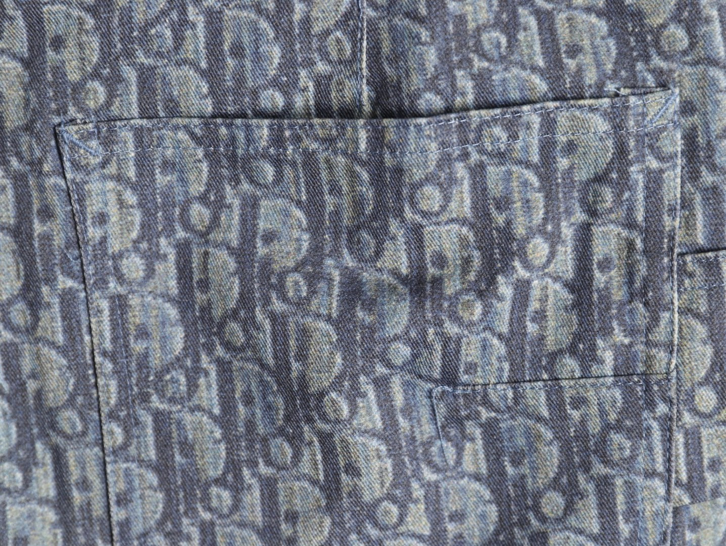 D*or shorts suit