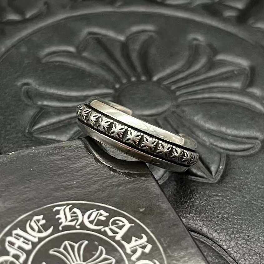 Ch**me He**ts cross open ring
