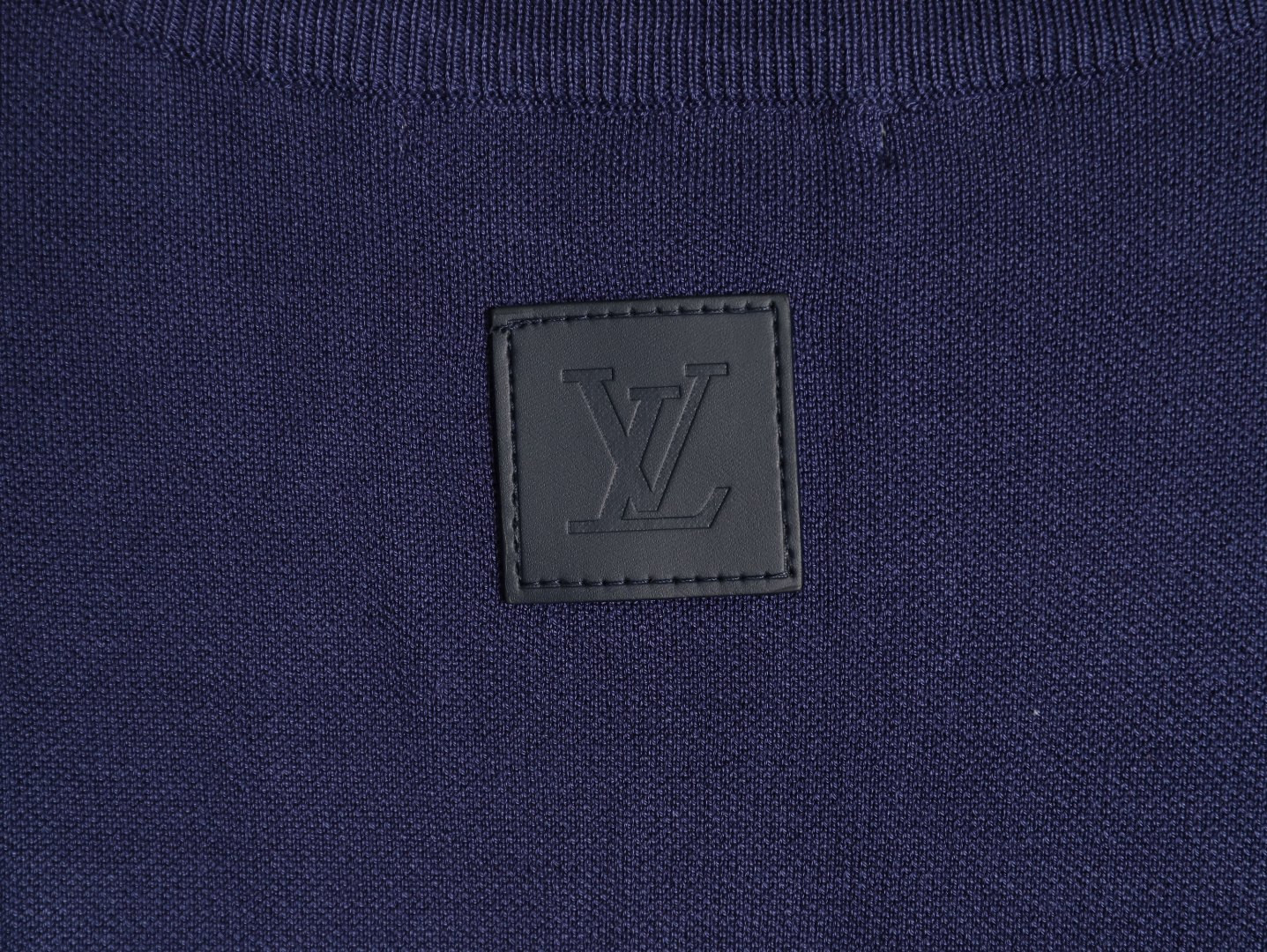 l0*is V*t0n 26ss knitting short-sleeved t-shirt