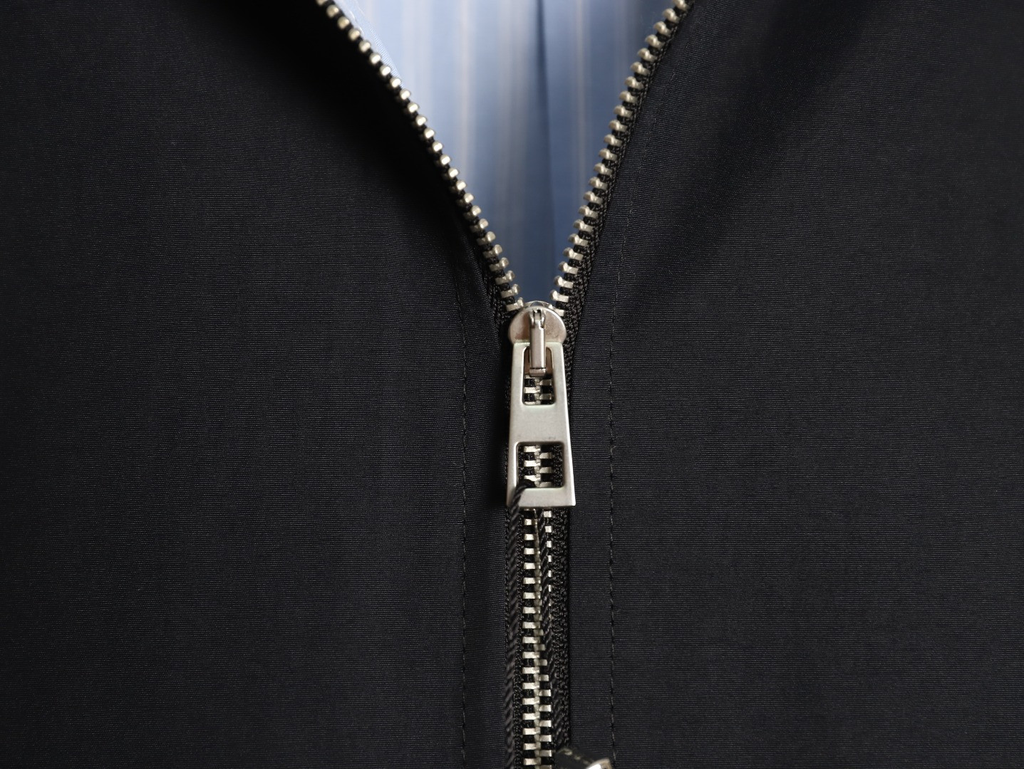 L0ew* coats