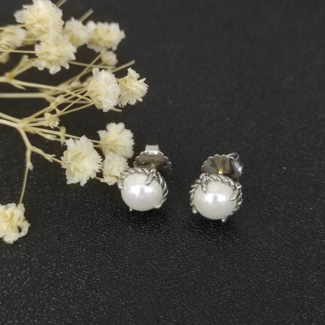 dau1d Yvrm*n four claw gem earrings(main stone 8mm)