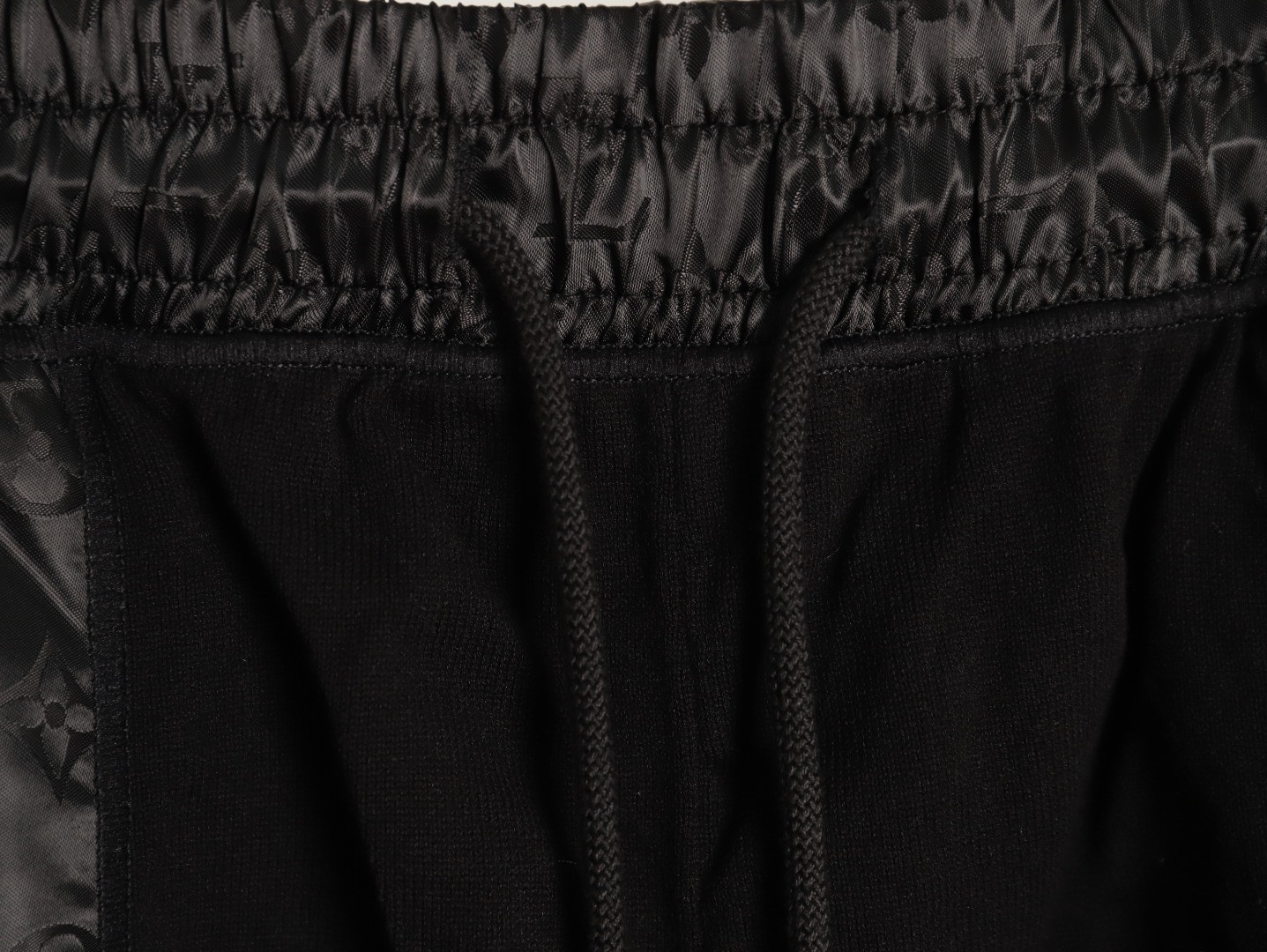 l0*is V*t0n lv knitting shorts suit