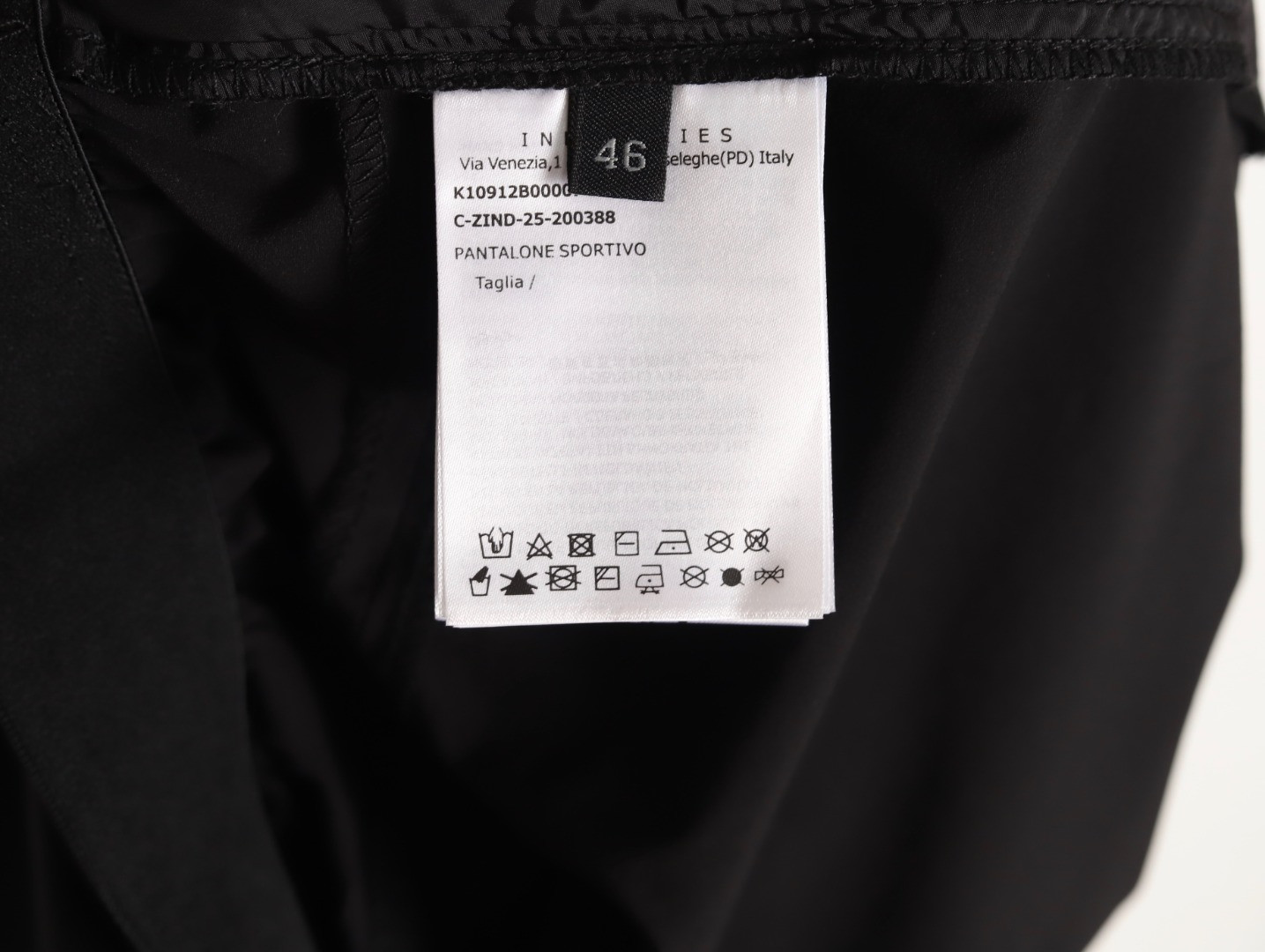 M0nc1er mc shorts