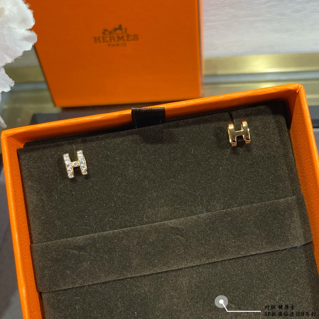 H**mes ab style fully di*m*nd-encrusted  h  stud earrings