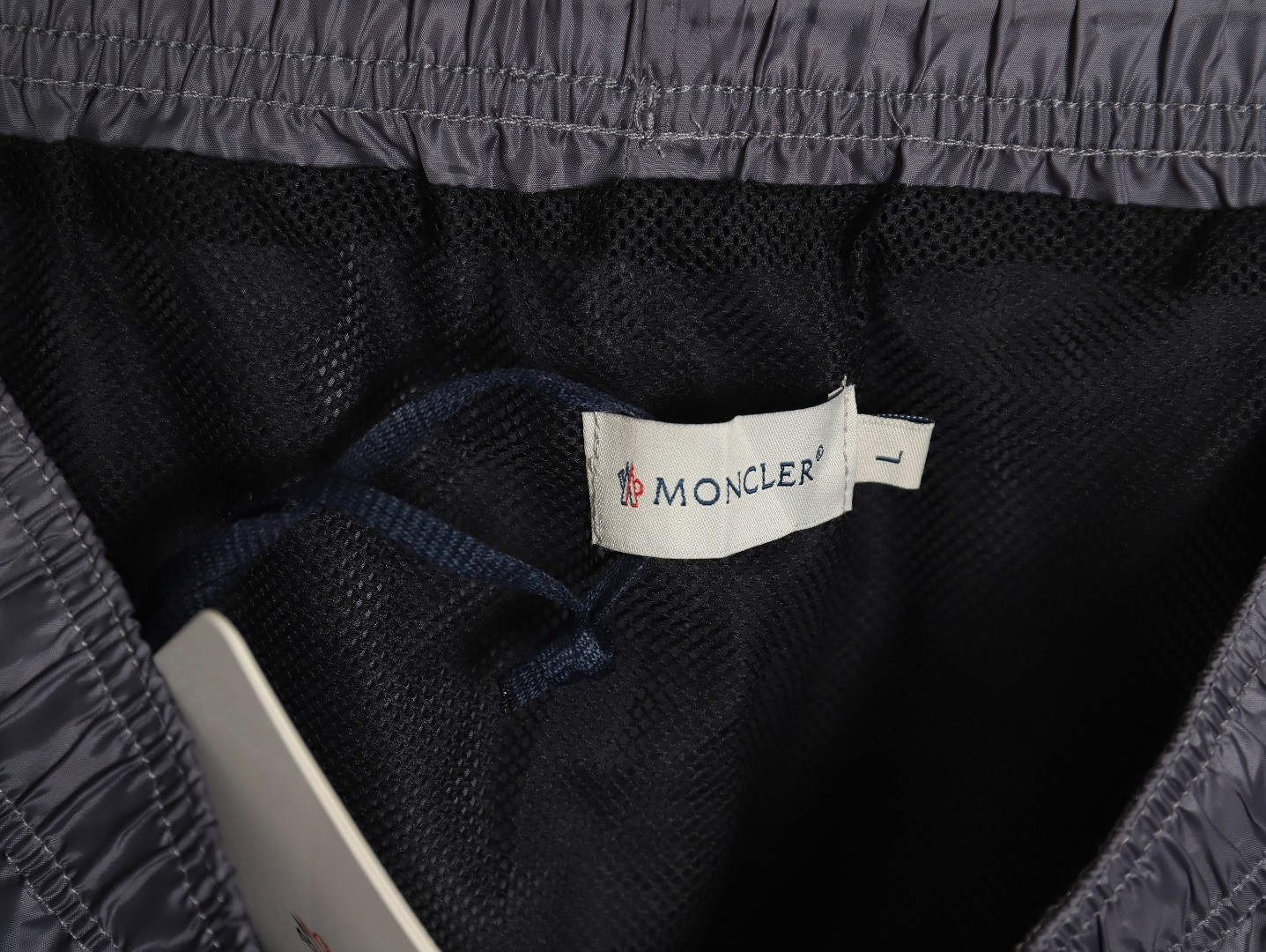 M0nc1er shorts