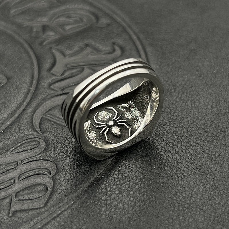Ch**me He**ts star ring