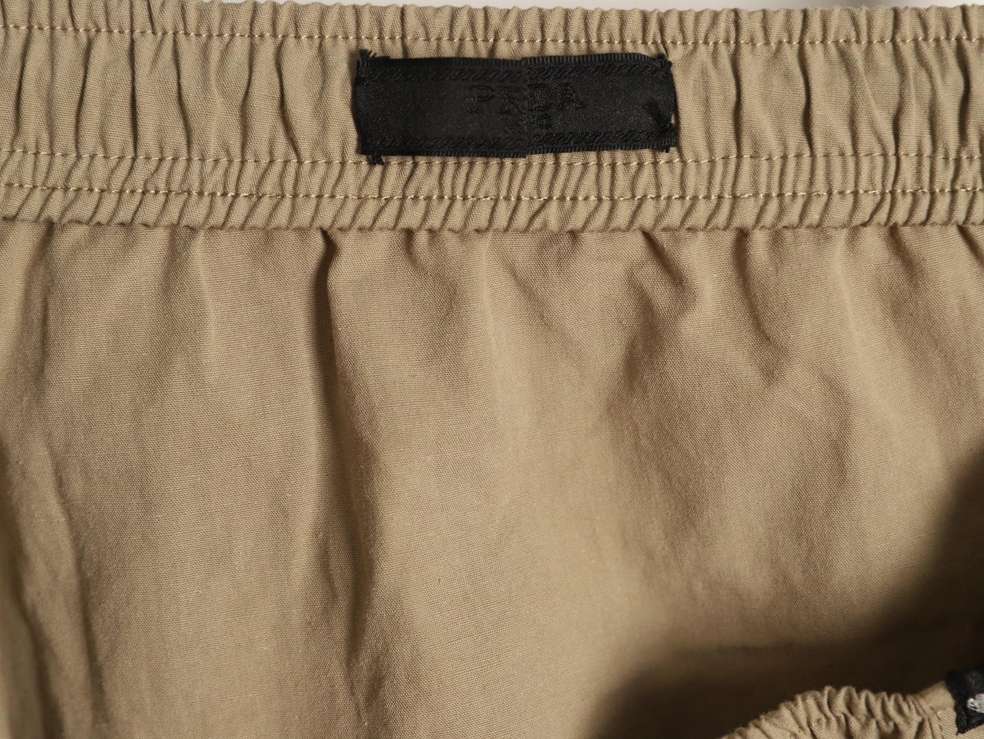 Pra*a pants
