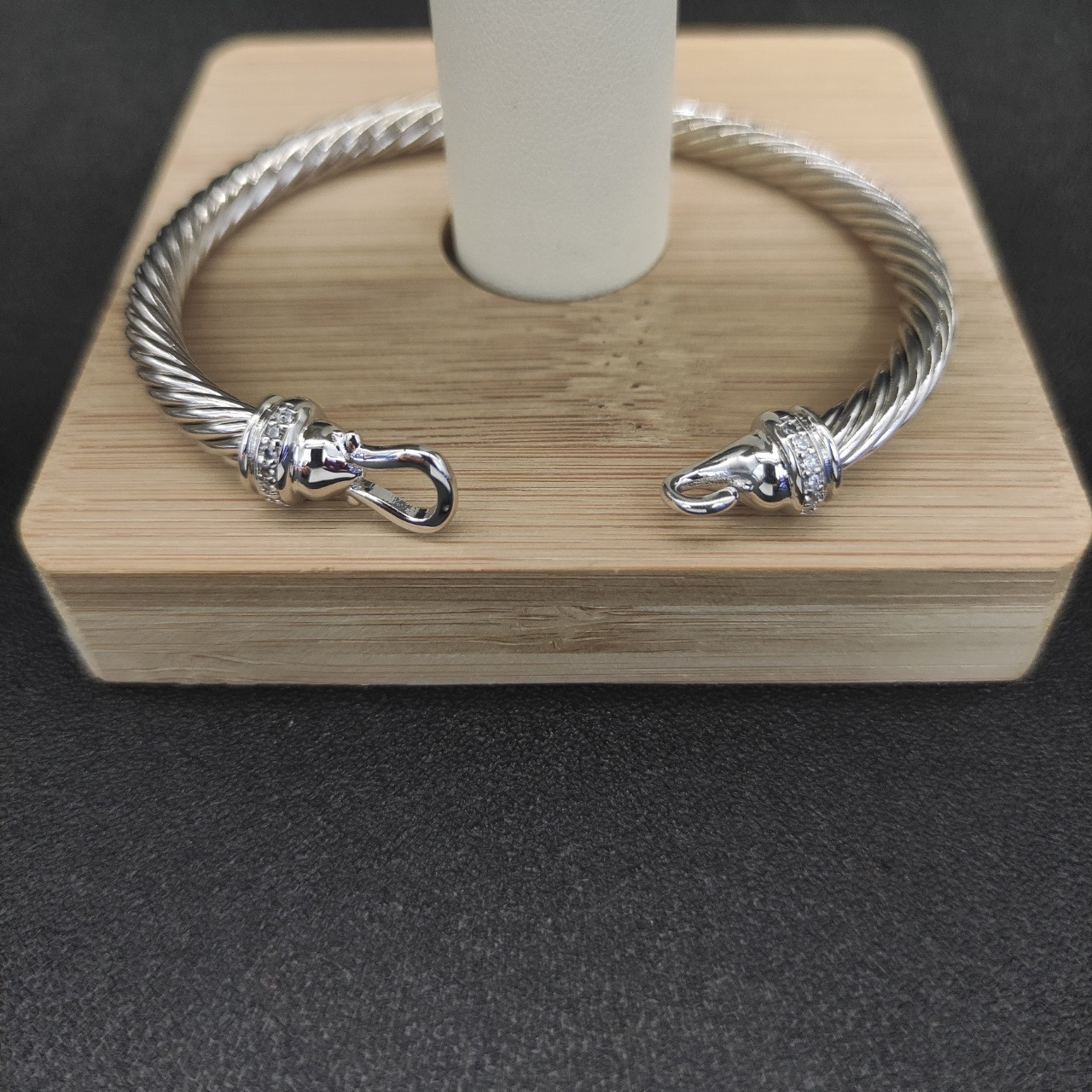 dau1d Yvrm*n 5mm silver hook with di*m*nds bracelet(wrist circumference 15-19cm)