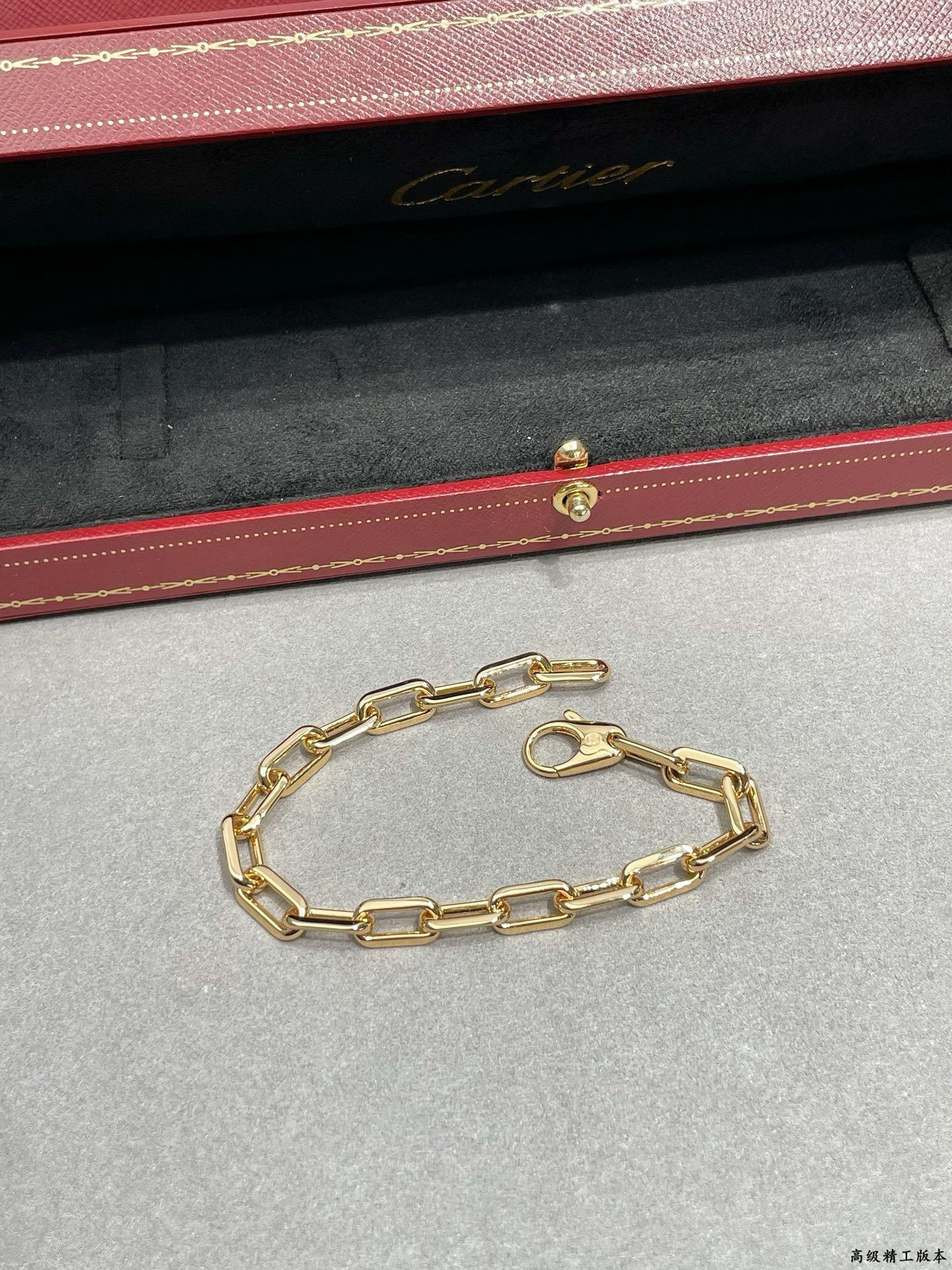 Ca*t*er santos de bracelet(chain length 20cm)