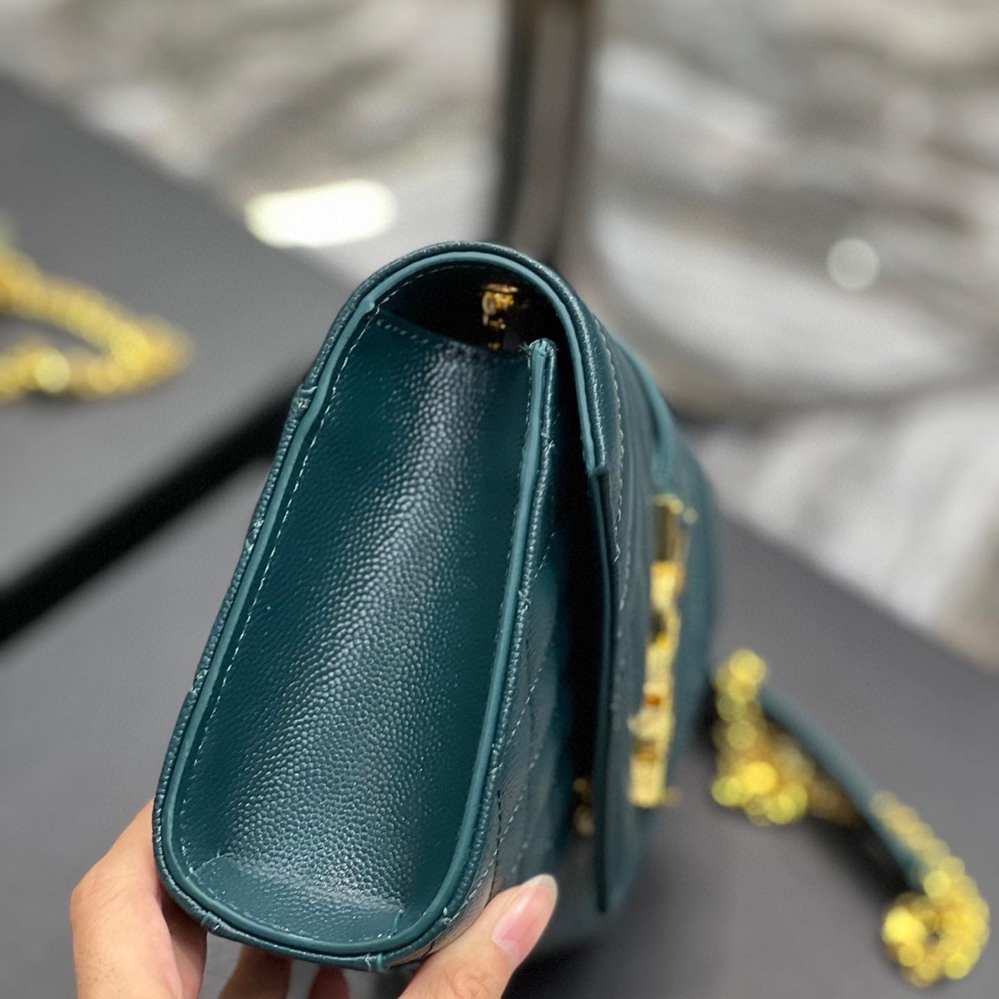 ENVELOPE SMALL BAG IN MIX MATELASSÉ GRAIN DE POUDRE EMBOSSED LEATHER 21CM