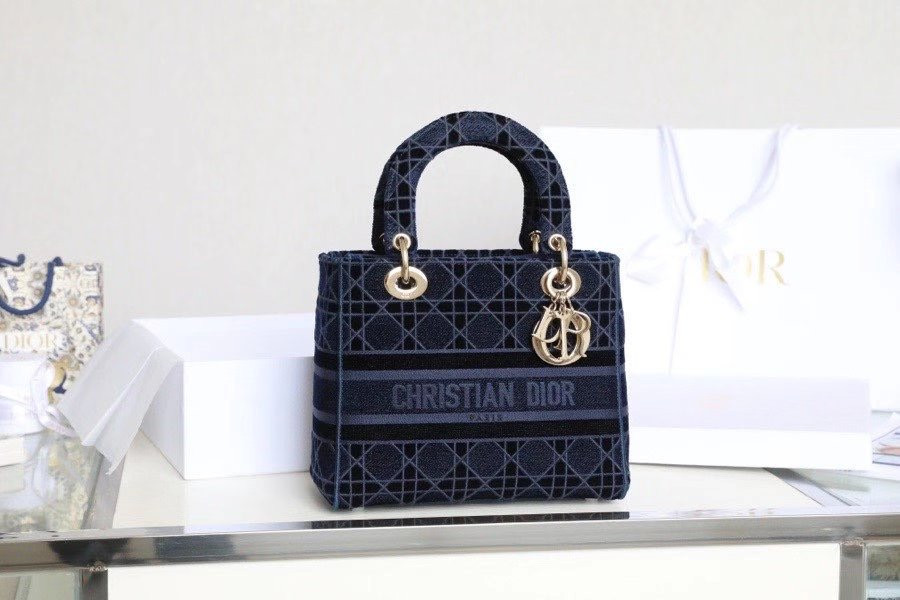 D*or medium lady d-lite bag