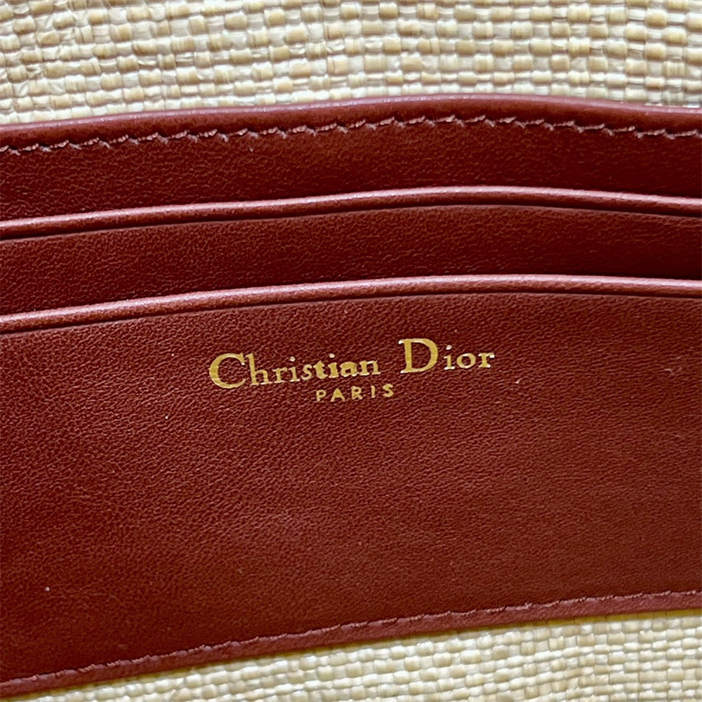 D*or 30 montaigne avenue weav