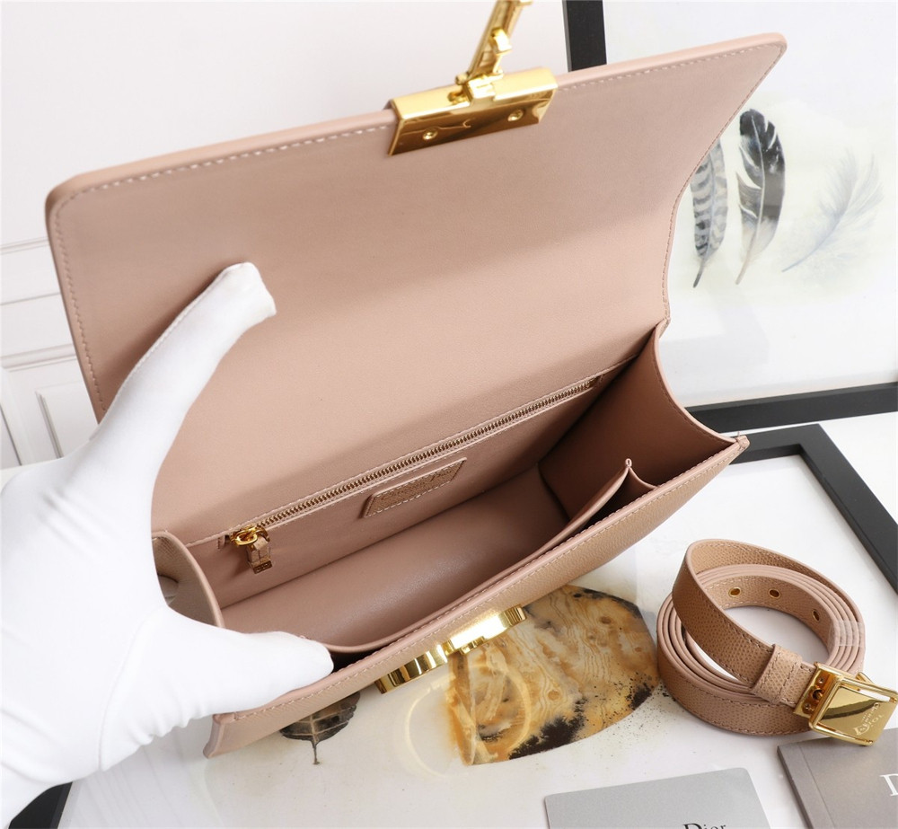 D*or 30 montaigne chain bag grained pink